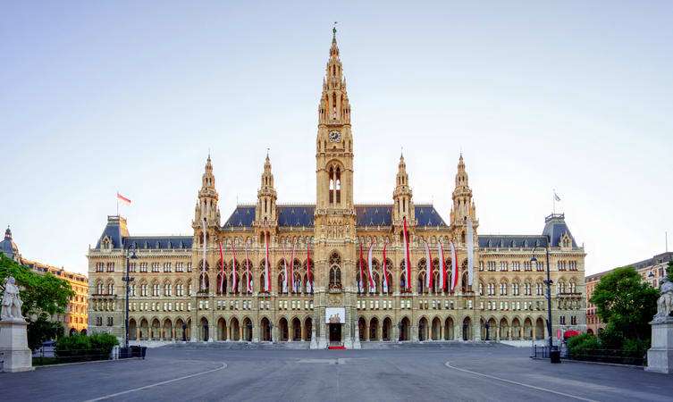 Explore Vienna City Hall Rathaus