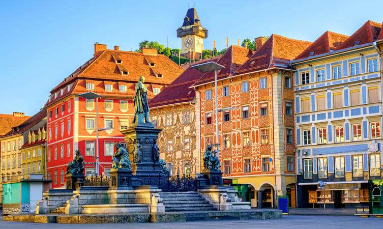Wander Around The Old Town Of Graz
