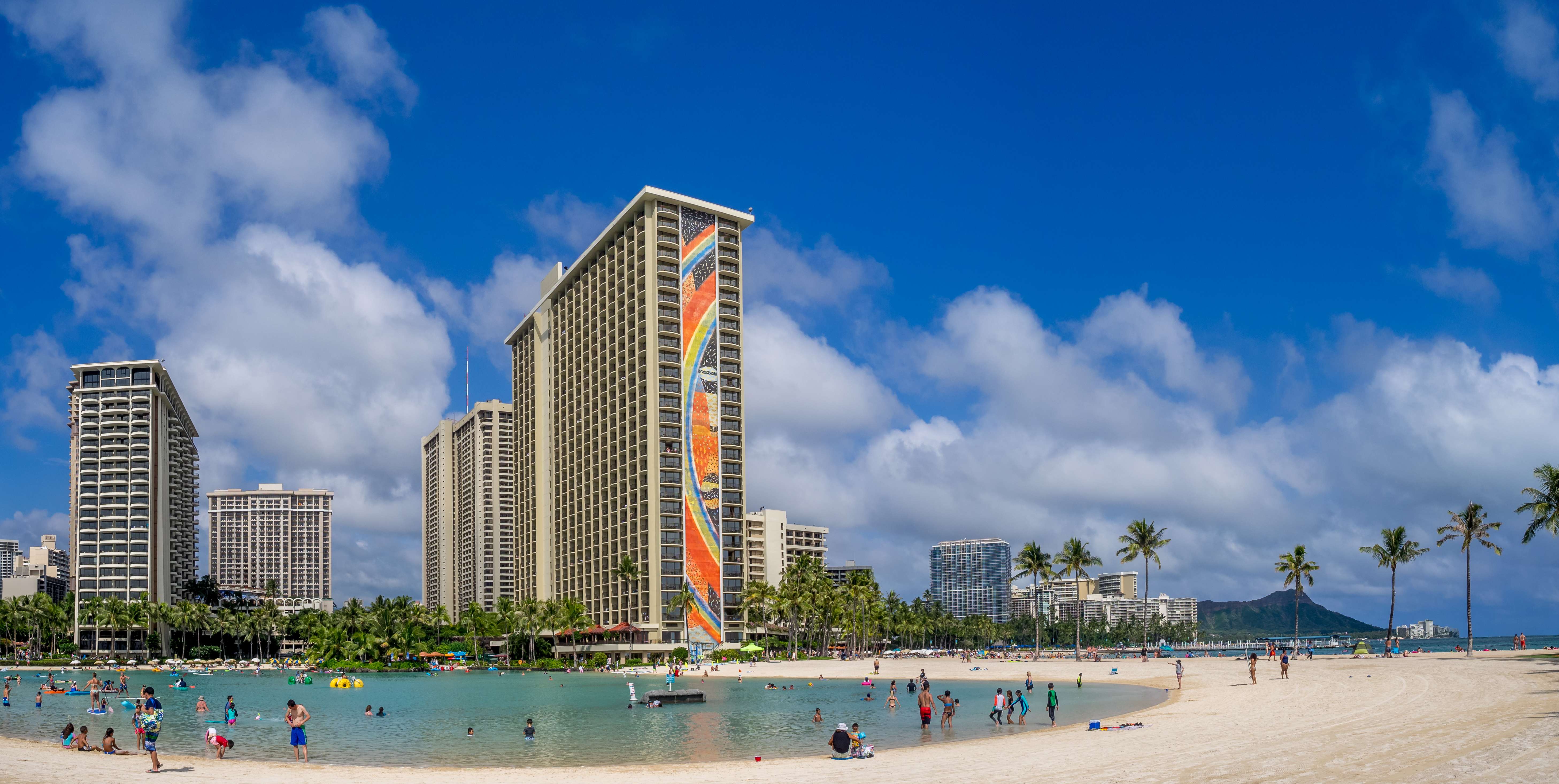 Hilton Hawaiian Village Waikiki Beach Resort