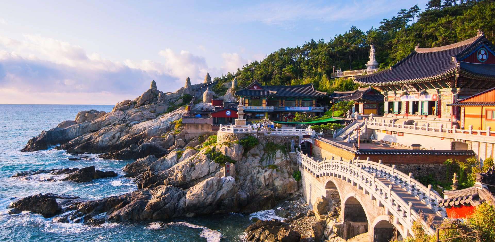 Escape to the Dongbaek Island