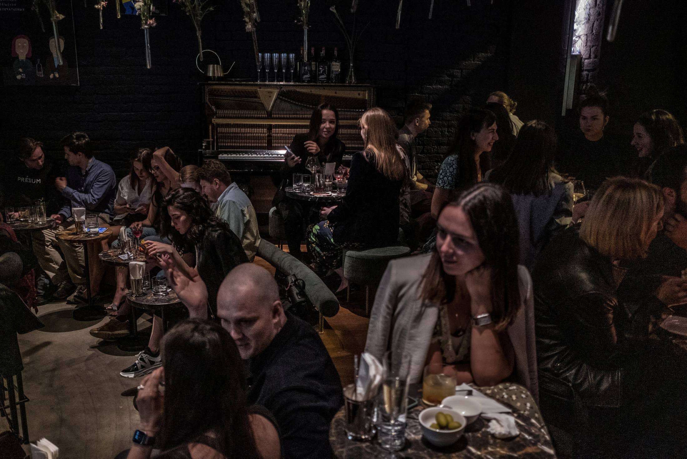 Friends Cocktail Bar