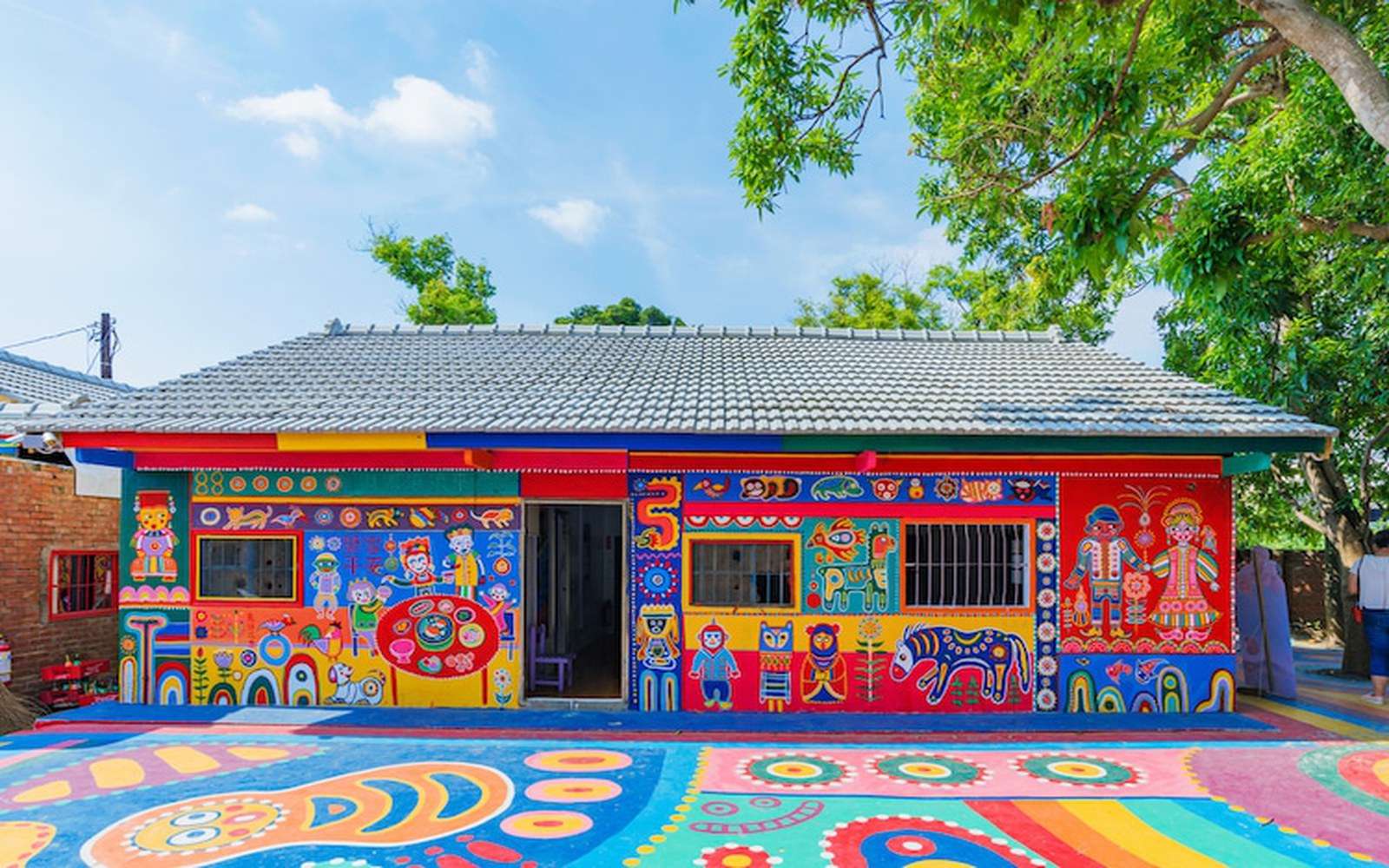 Explore the Rainbow Family Village