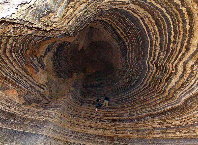 Rappelling Into Salt Caves of Tel Aviv