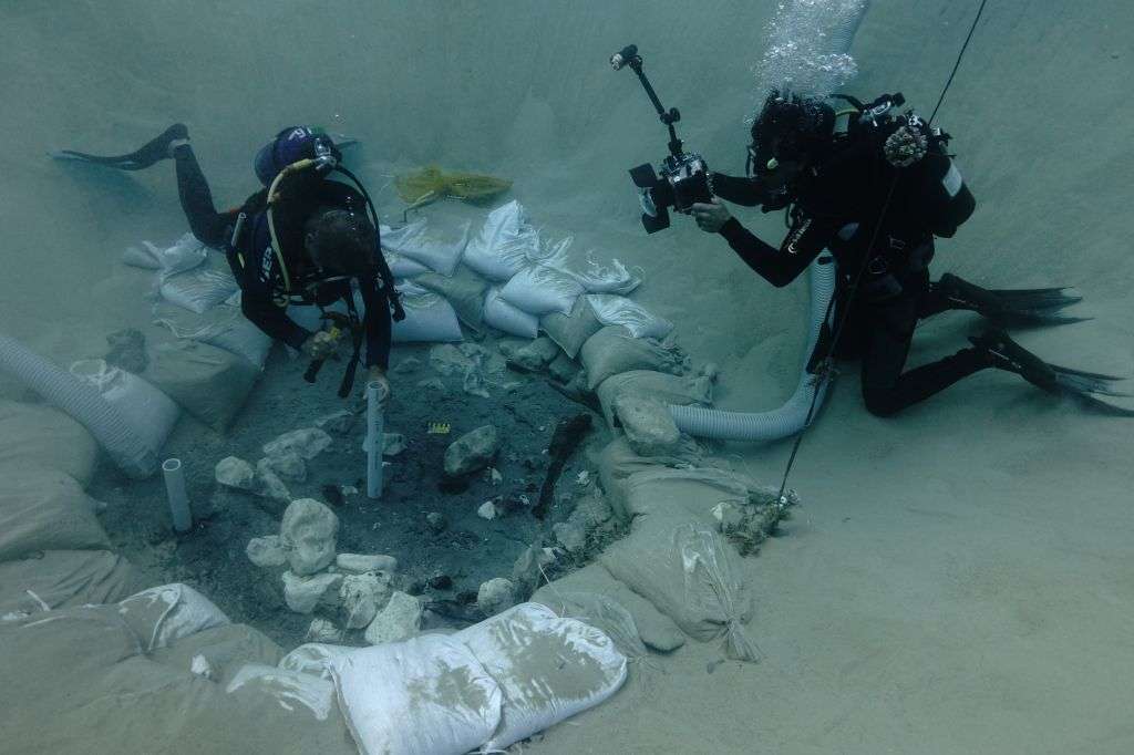 Explore The Submerged Neolithic Village off The Coast of Atlit