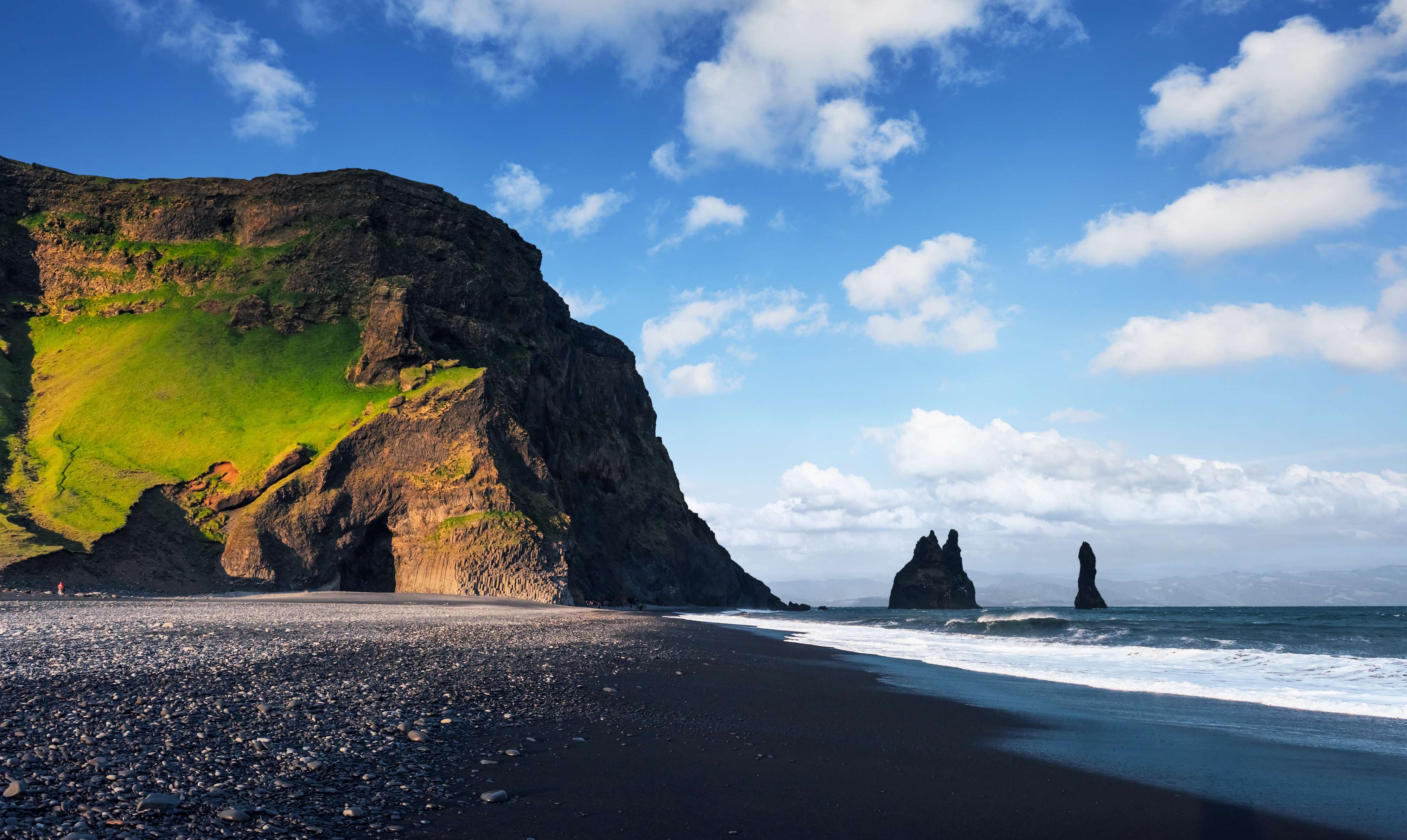 Reynisfjara Beach