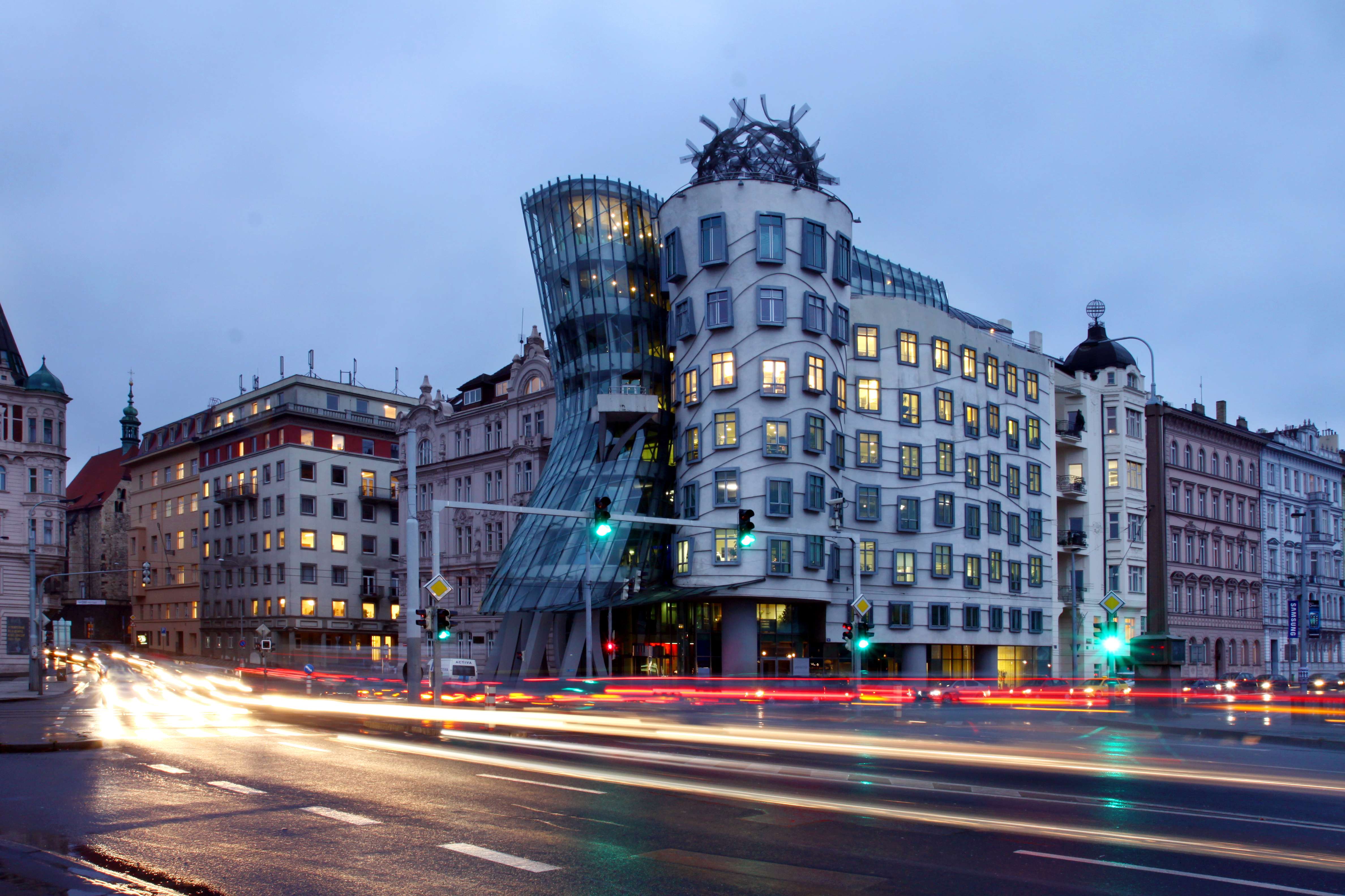 Dancing House