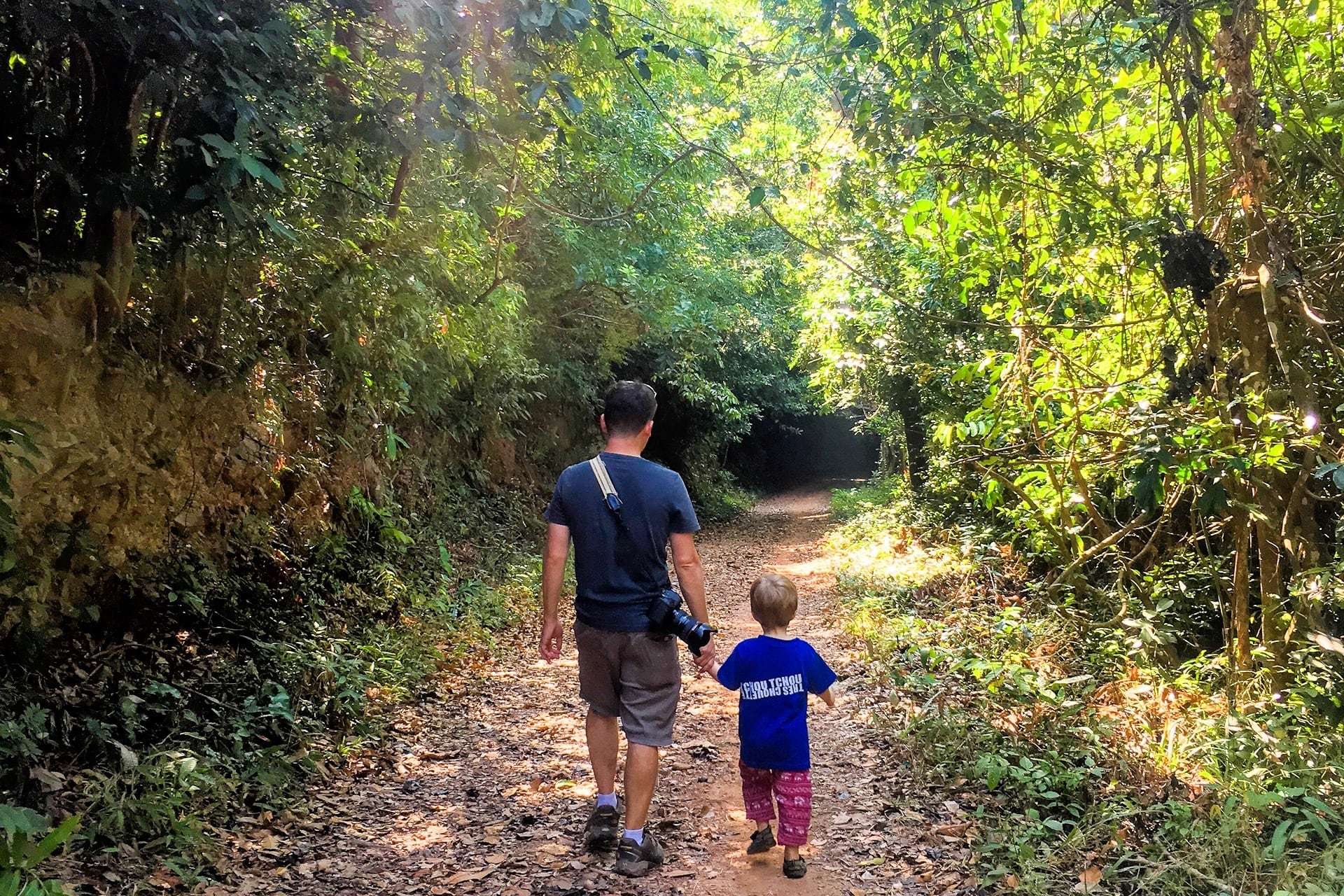 Hiking in Kep National Park
