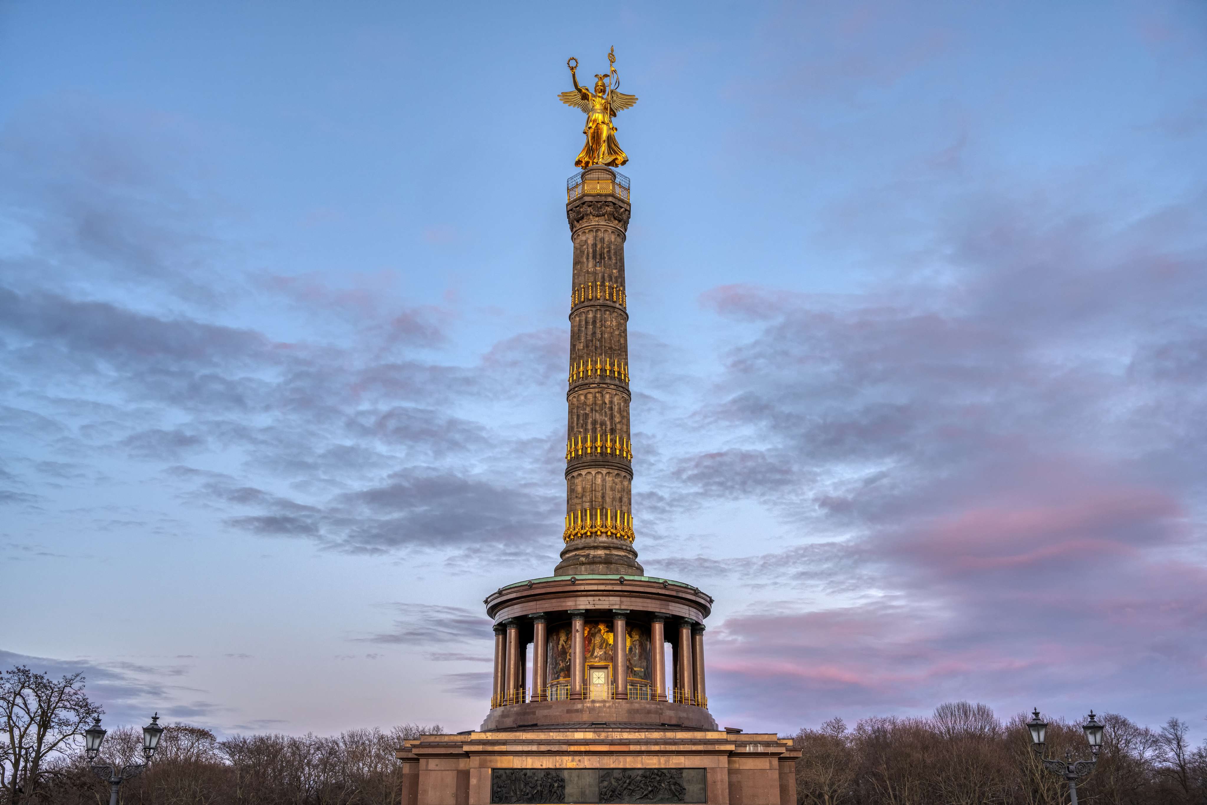 Grosser Tiergarten and The Victory Column