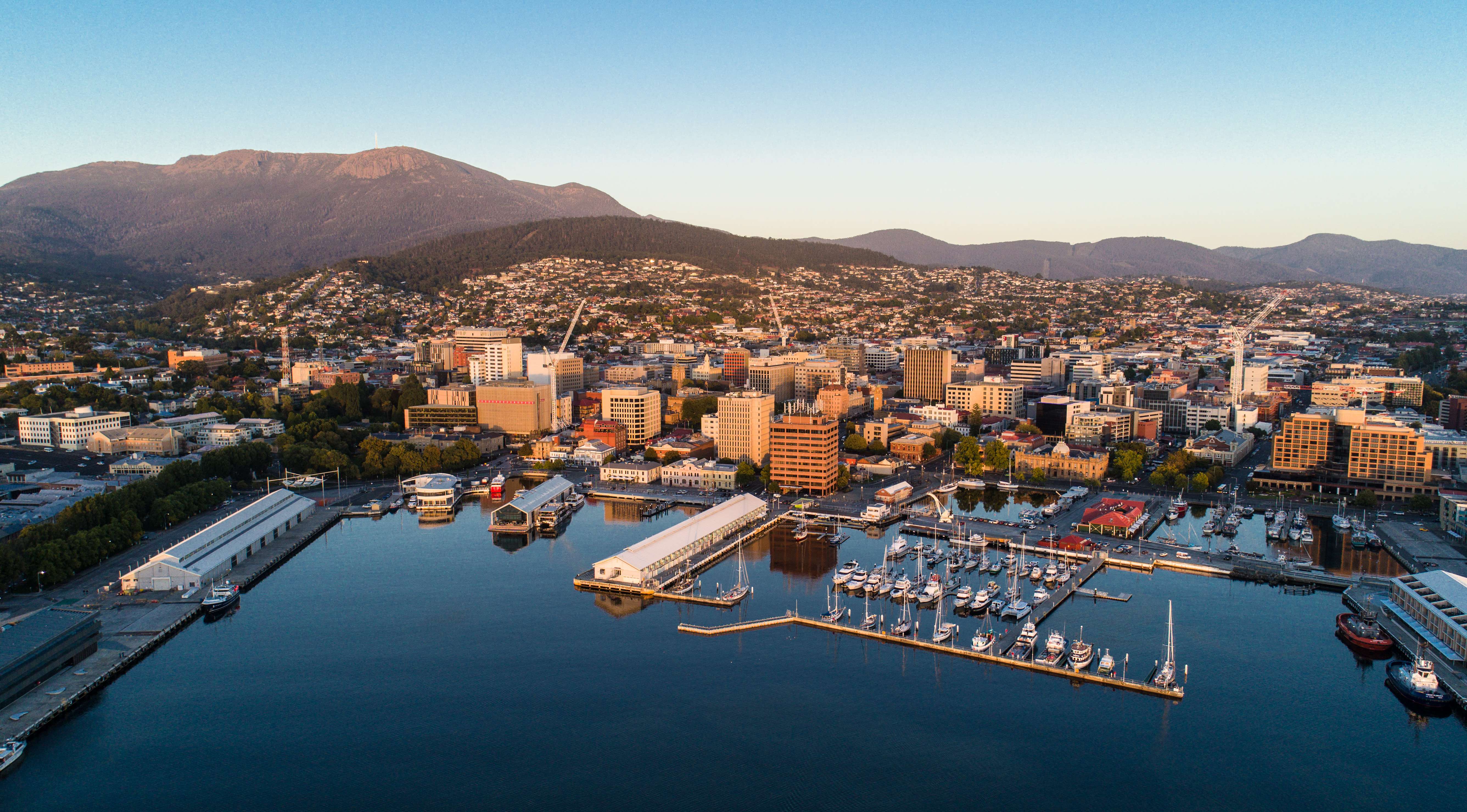 Visit The Beautiful Hobart City