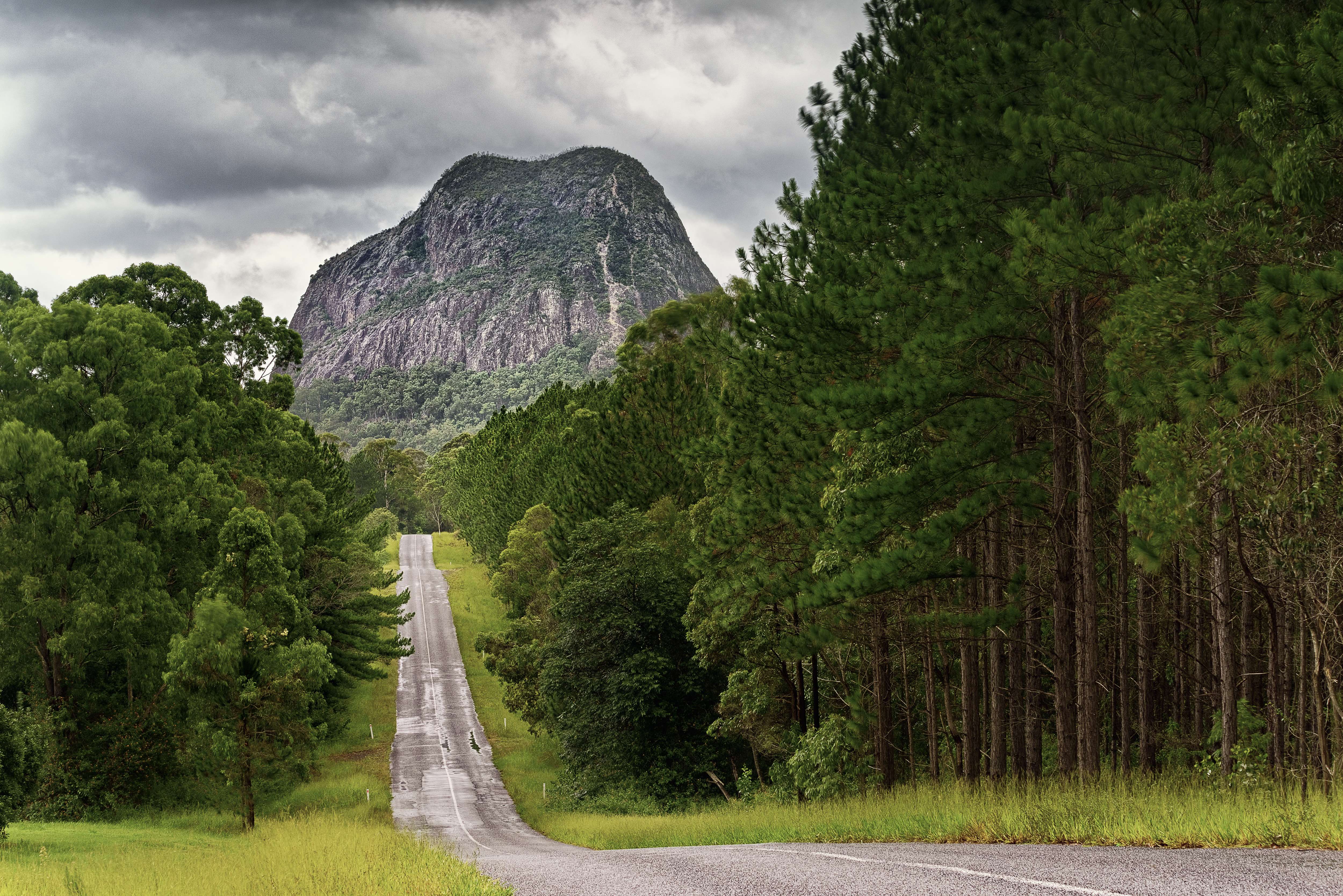 Visit the Glass House Mountains National Park