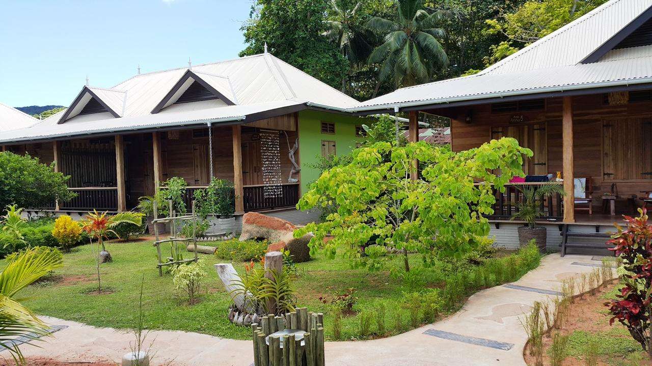 La Digue Holiday Villa