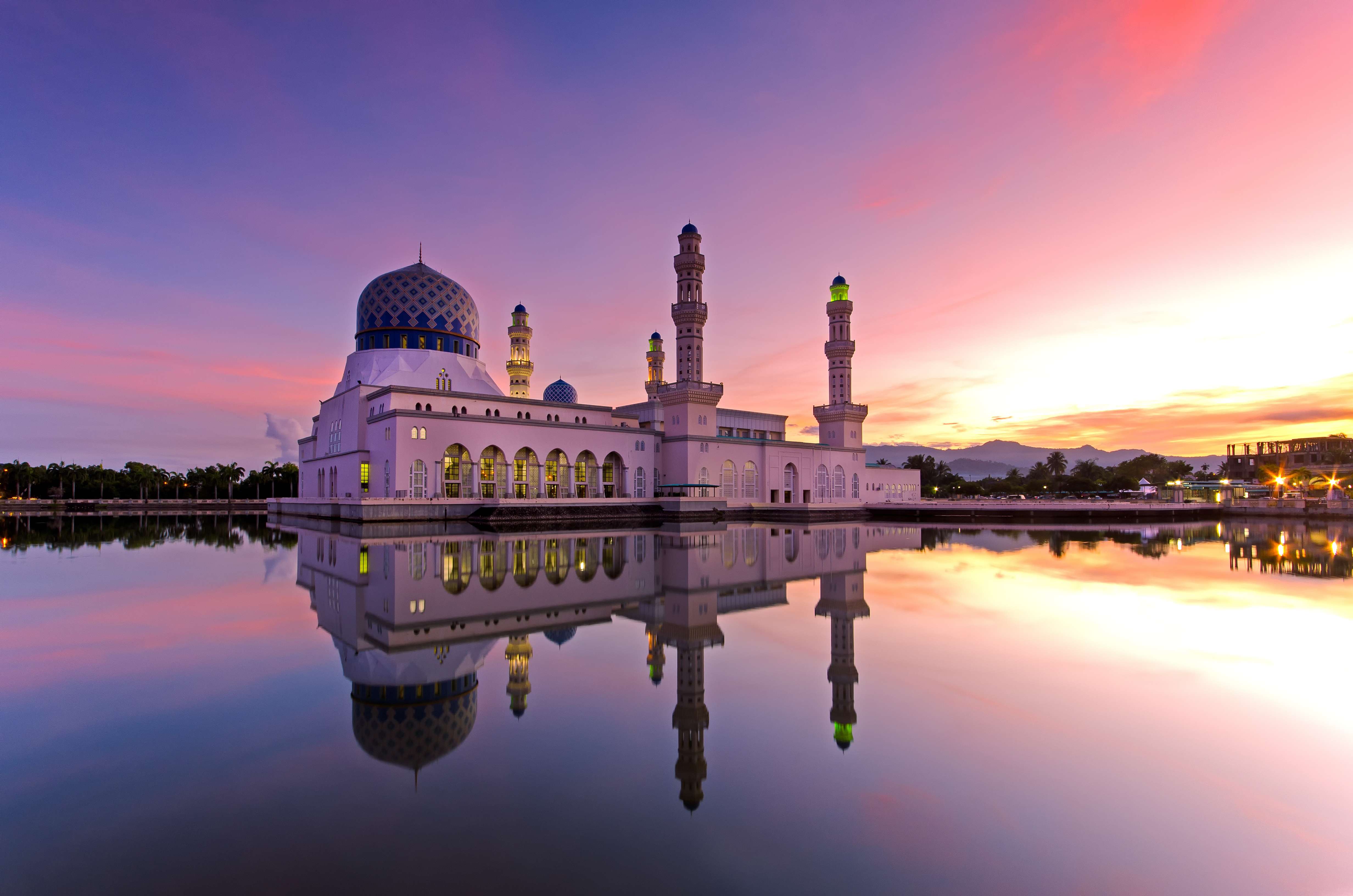 Explore Kota Kinabalu City Mosque