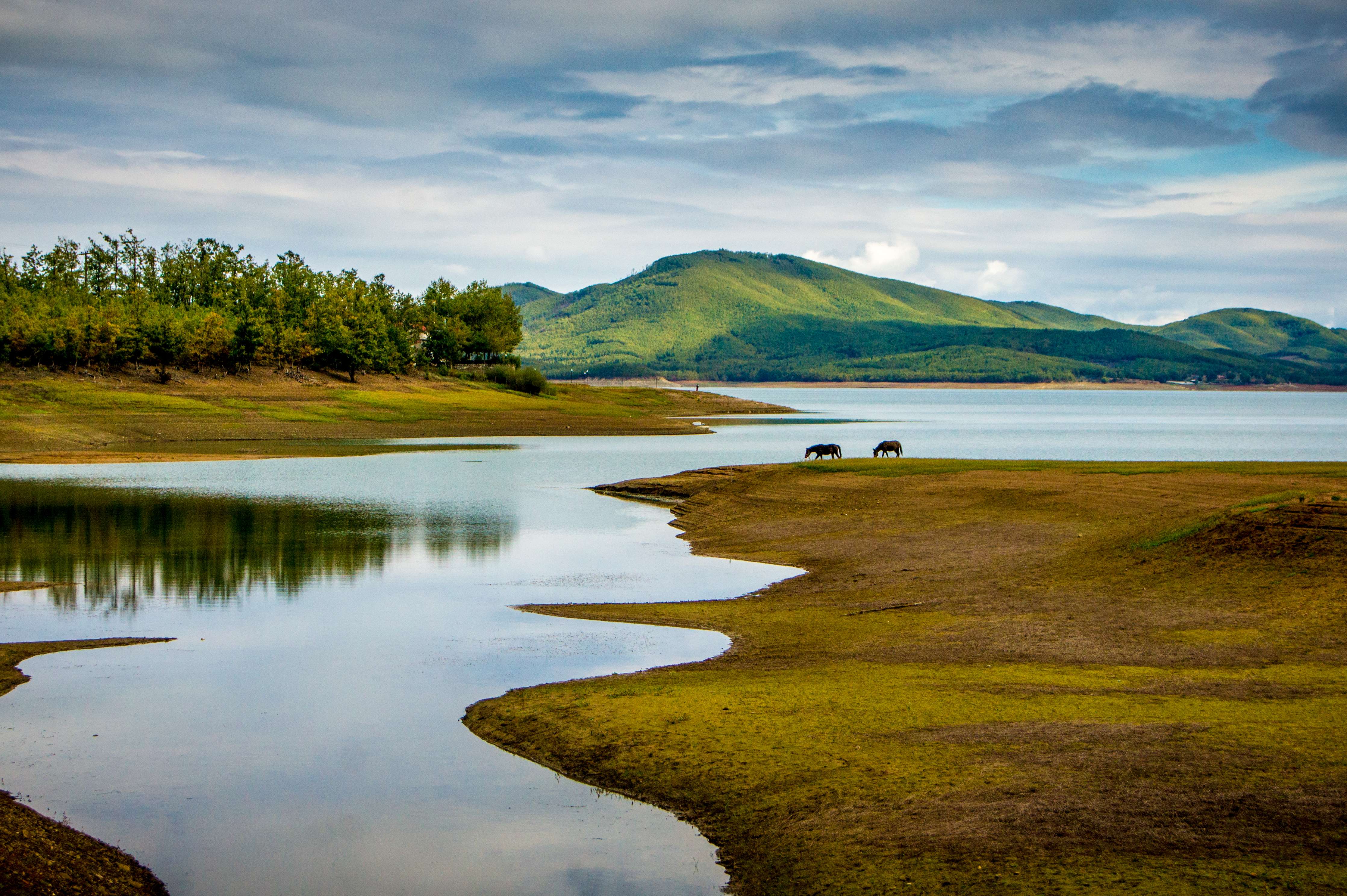 Uncover Lake Plastiras