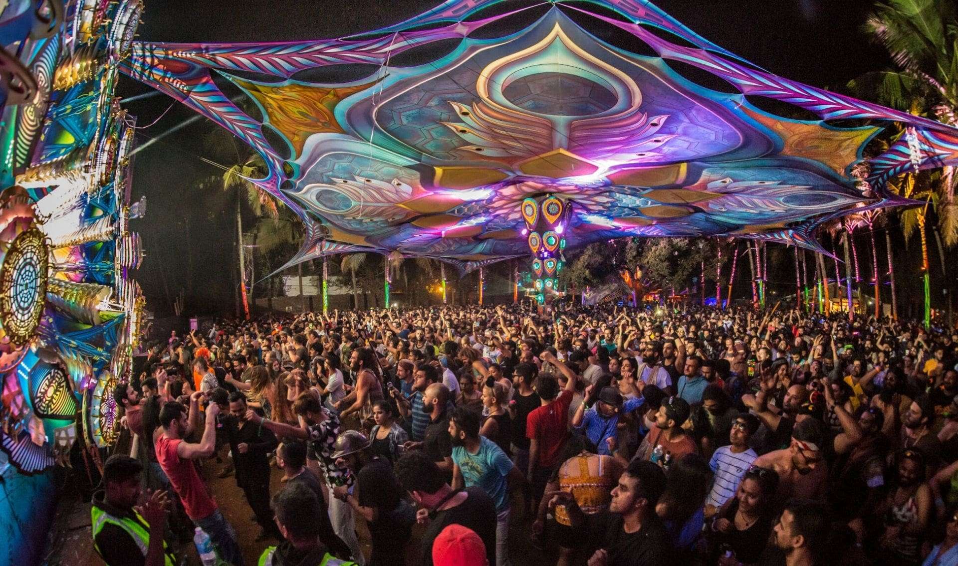 Chill At LPK Nightclub