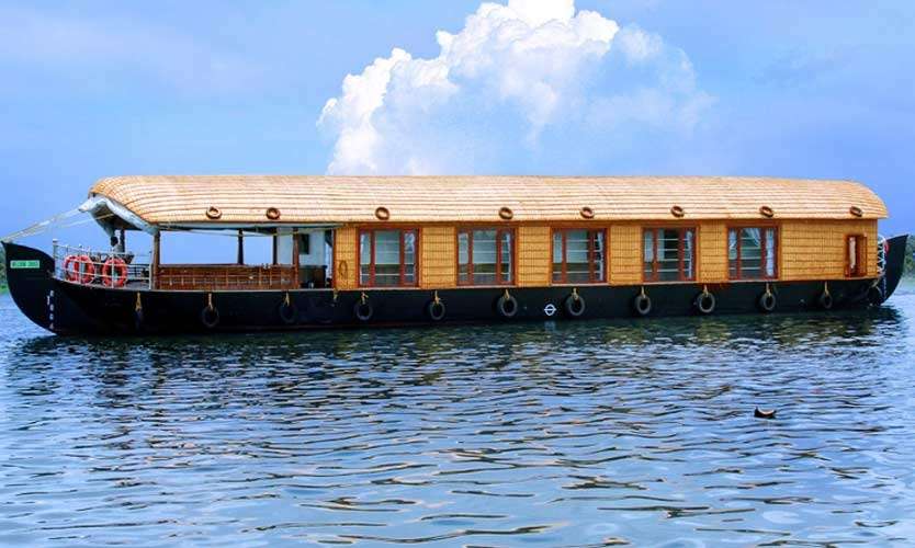 Welcome Cruise Houseboat