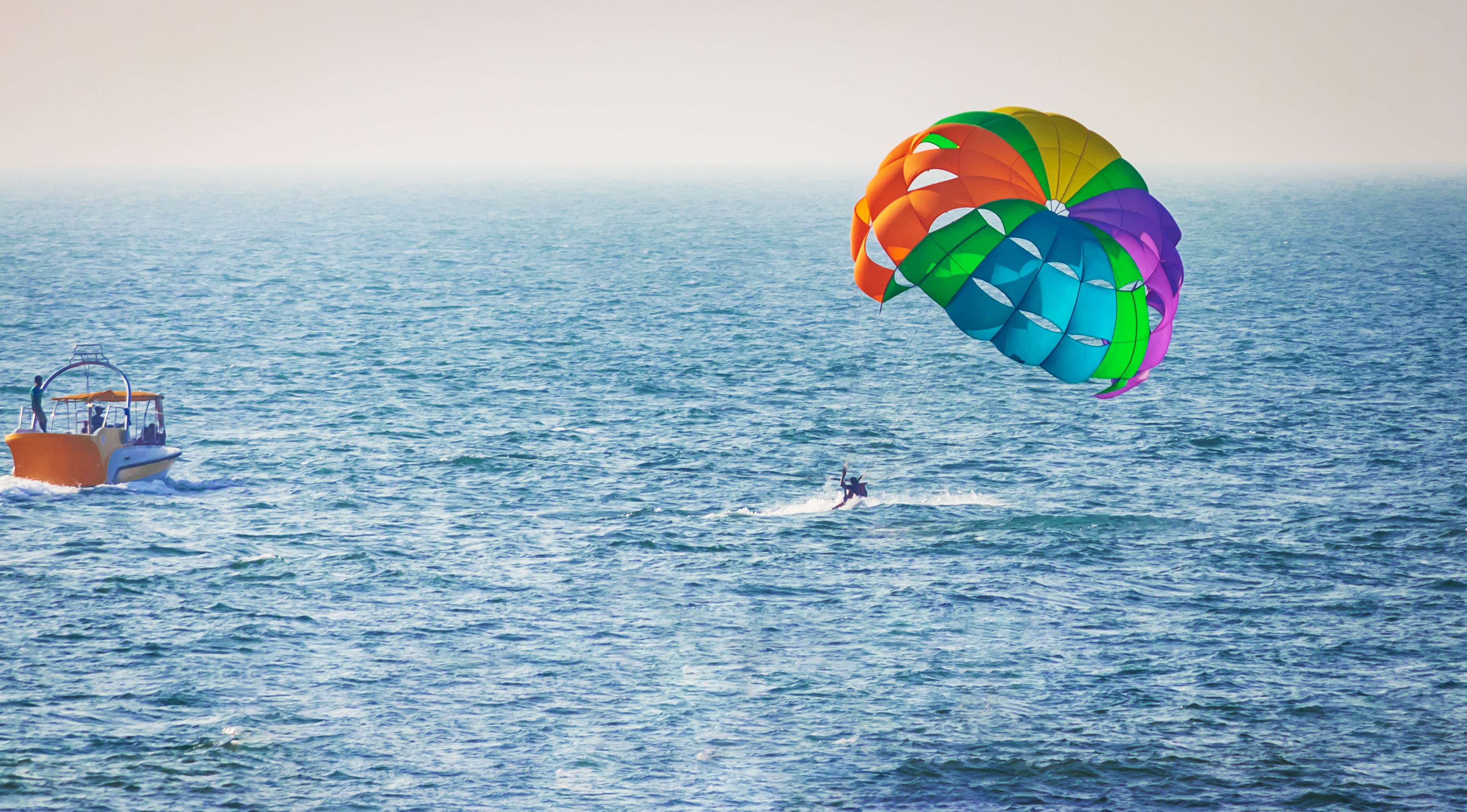 10 Monsoon Water Sports in Goa, Book @ UPTO 30% Off