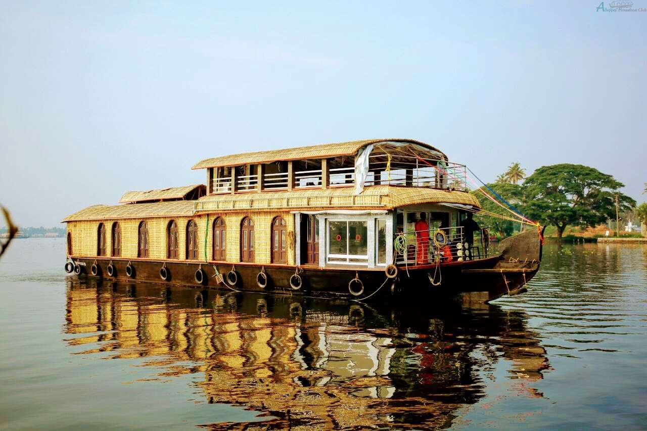 Alleppey Houseboat Club