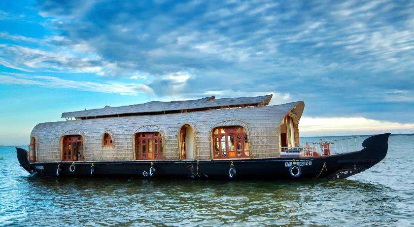 Aqua Jumbo Houseboat