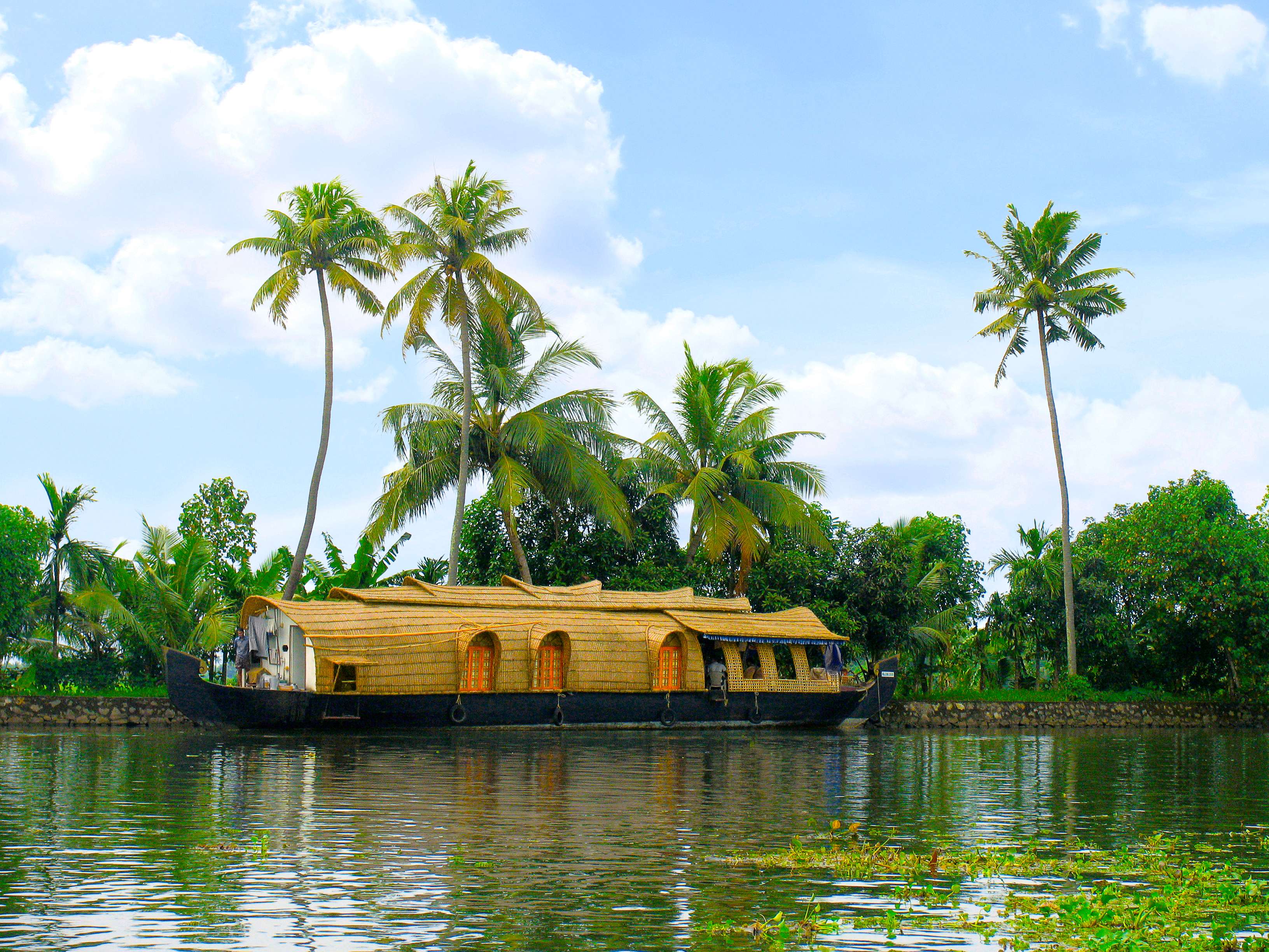 Aqua Jumbo Houseboat
