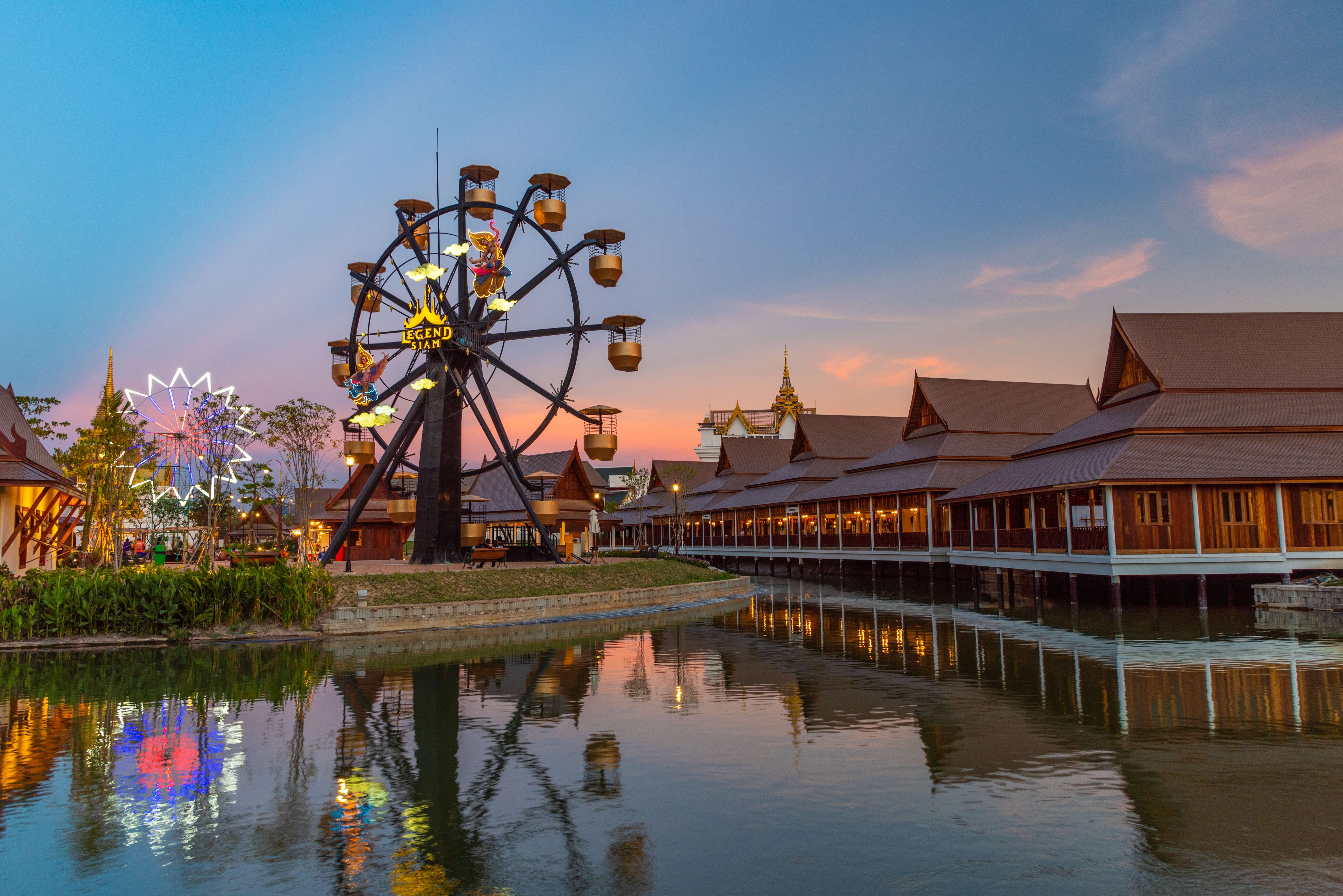 Ferris Wheel at Legend Siam