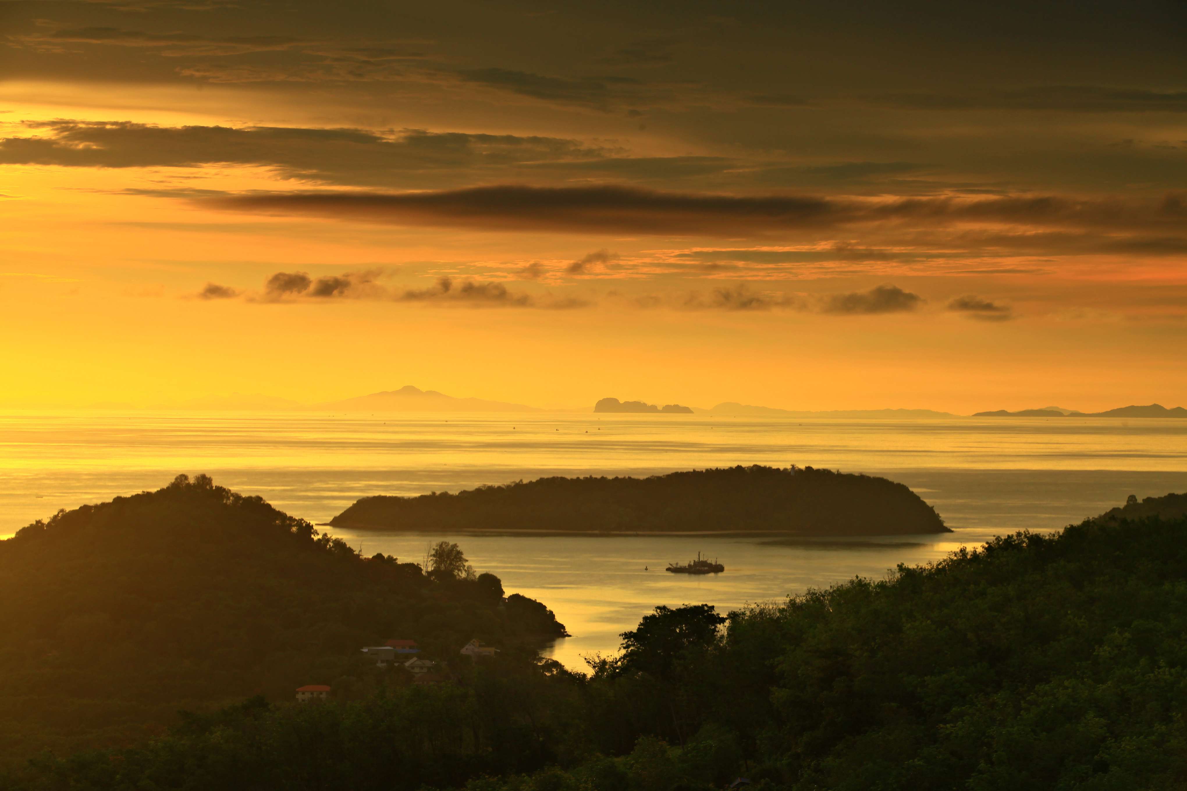 Enjoy 360-degree View of Phuket from Panwa Viewpoint