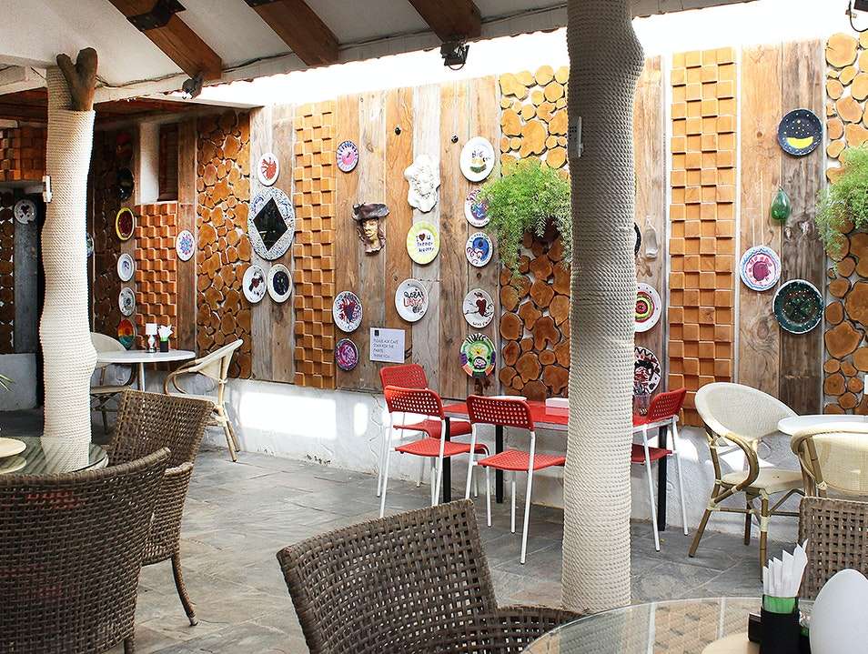 Etihad Modern Art Gallery