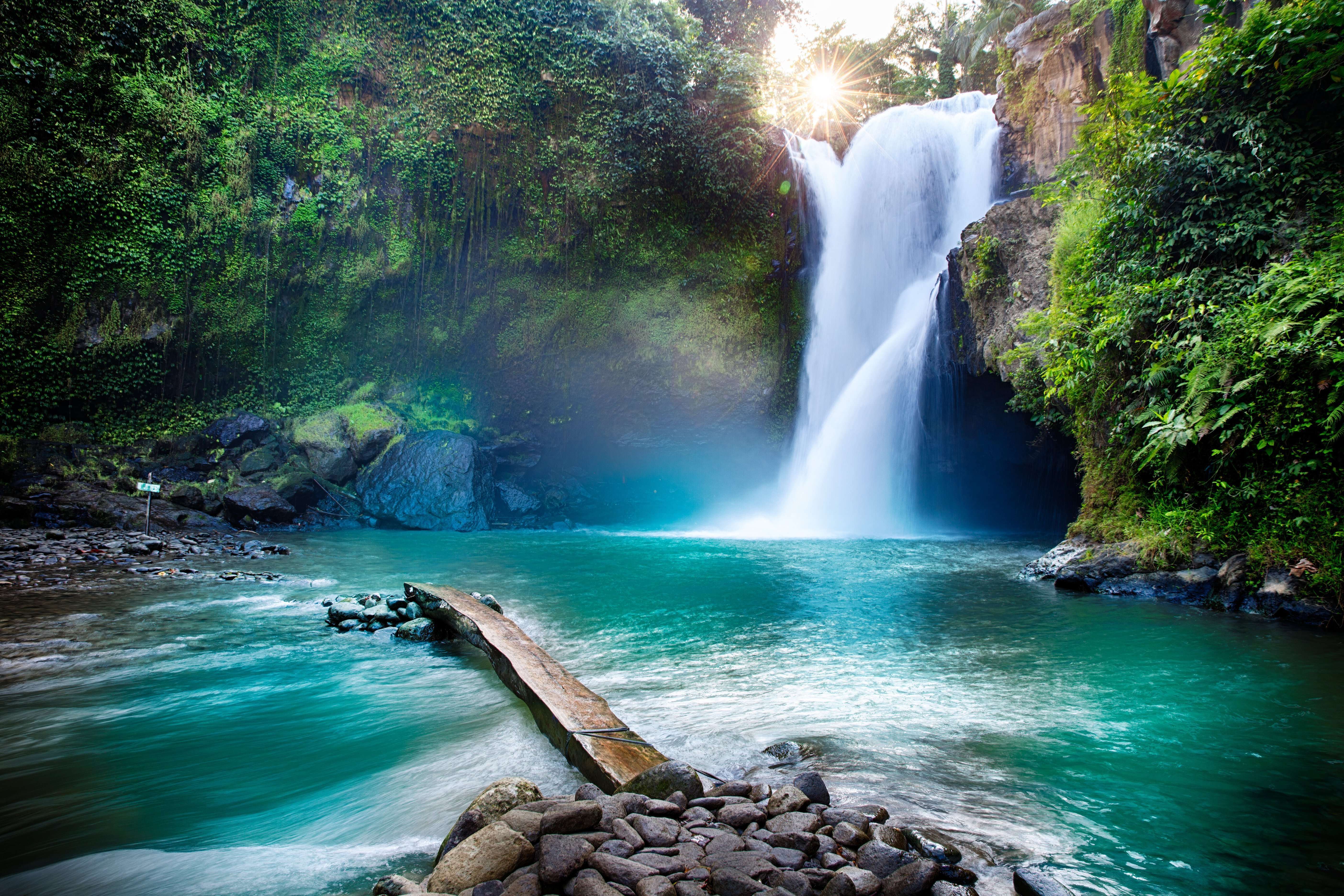 Explore Tegenungan Waterfall