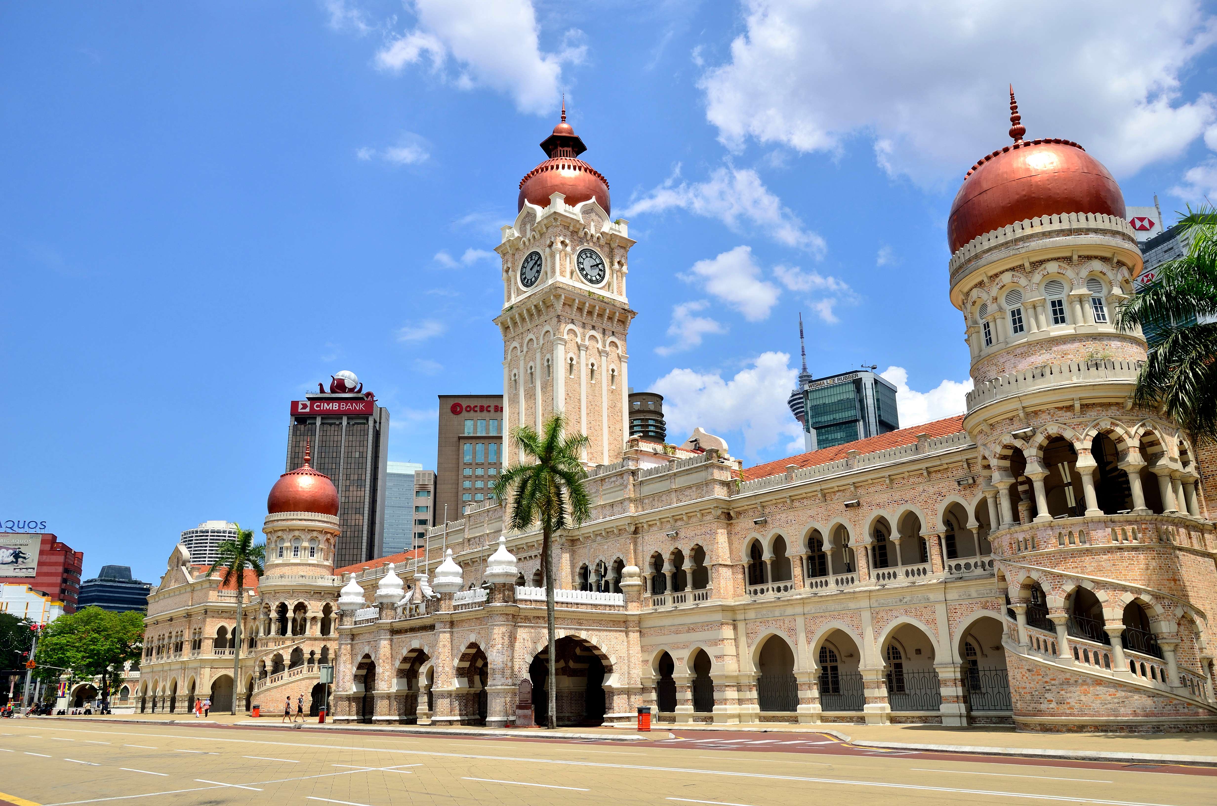 Visit Sultan Abdul Samad Building