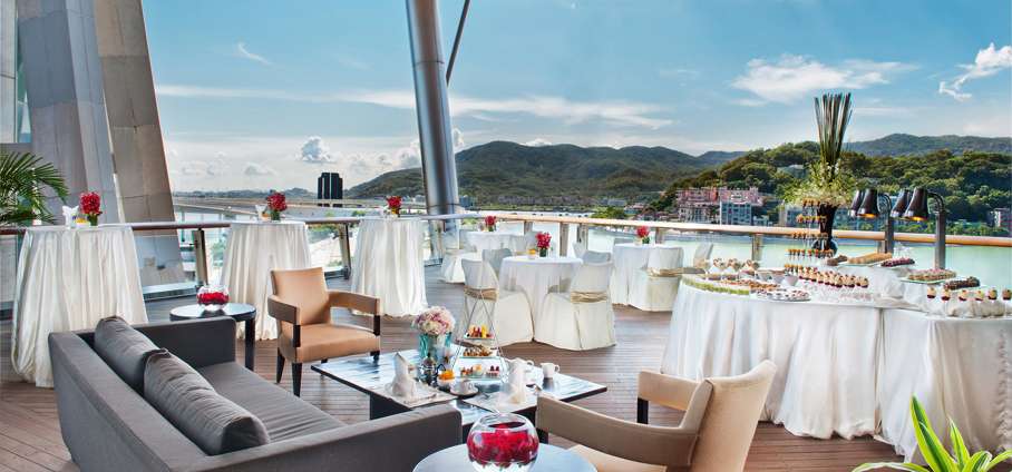 Macau Tower 360° Café