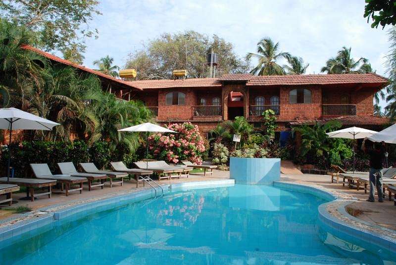  Sea Breeze Resort Candolim