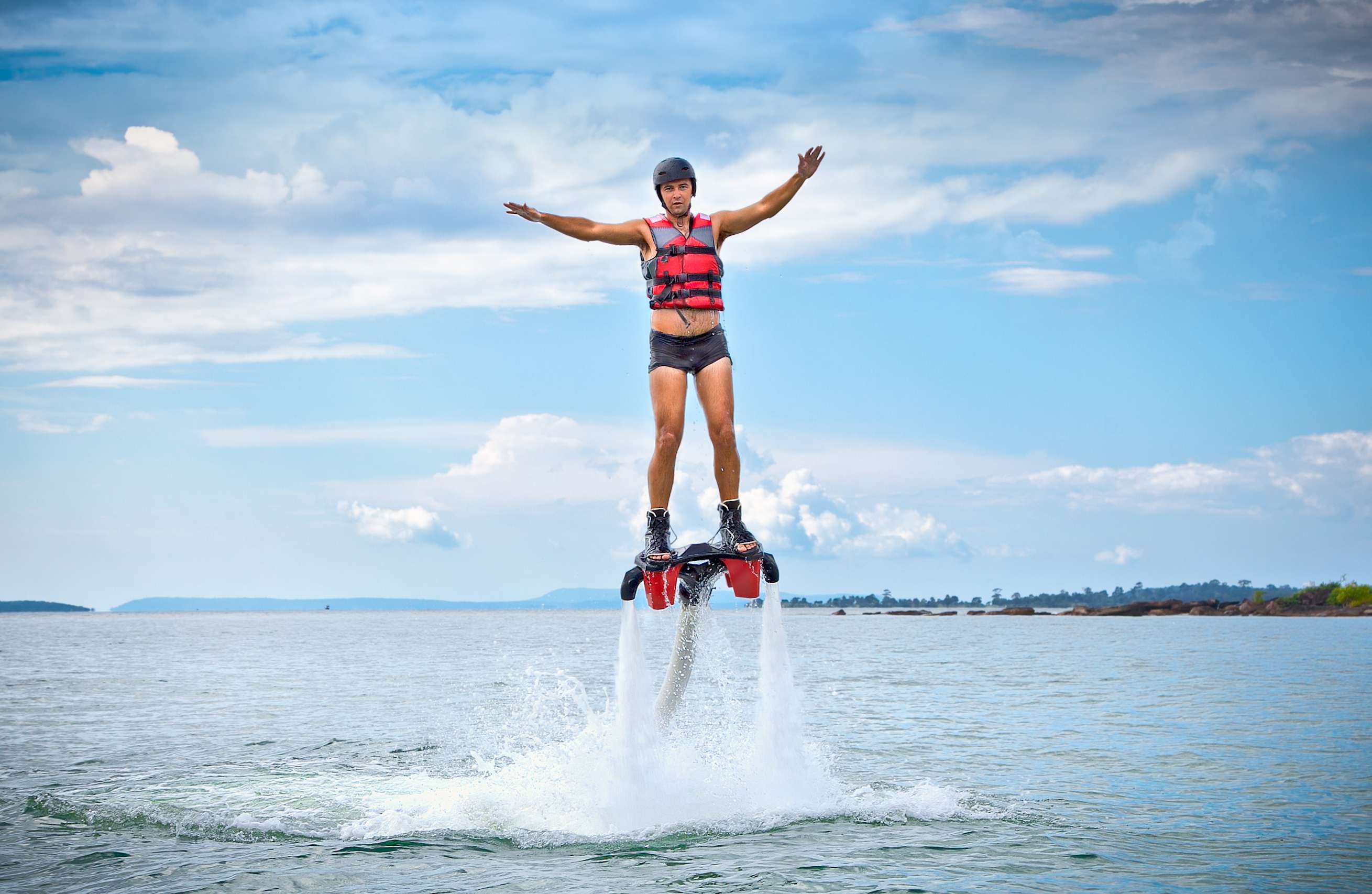 Jetlev Flyer In Chapora River
