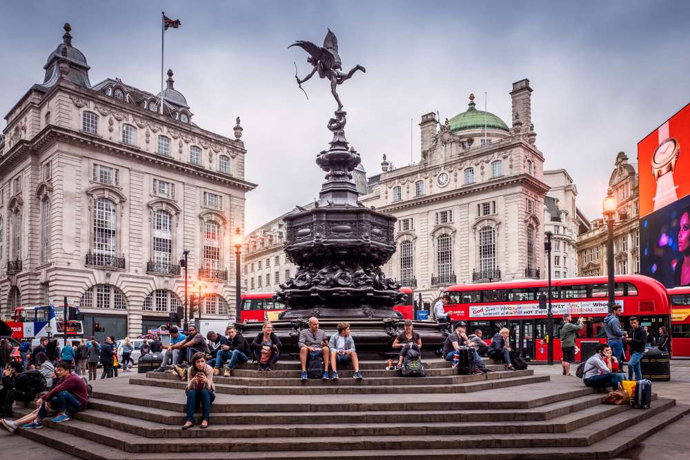 Piccadilly Circus And Trafalgar Square 