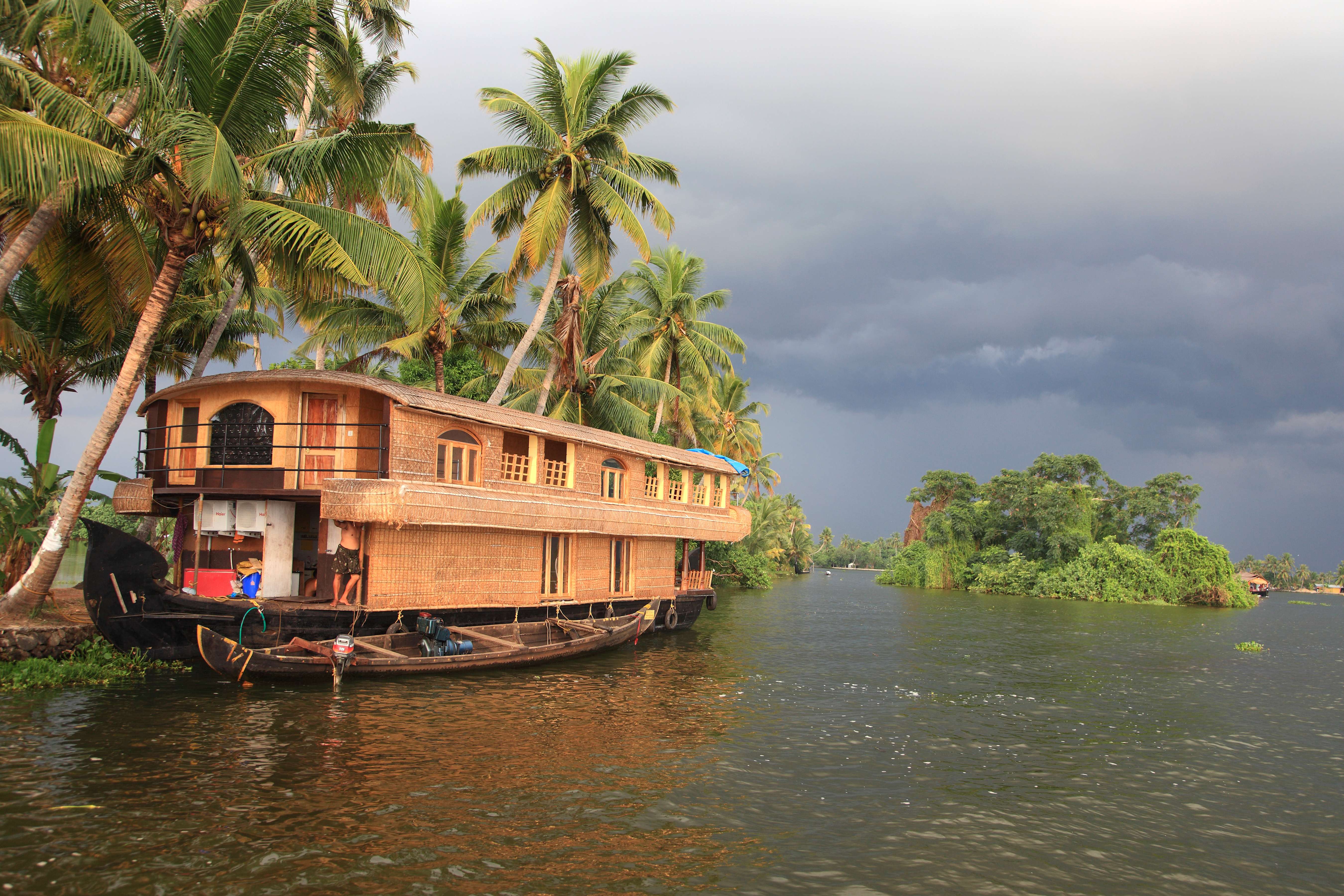 Alleppey HouseBoat