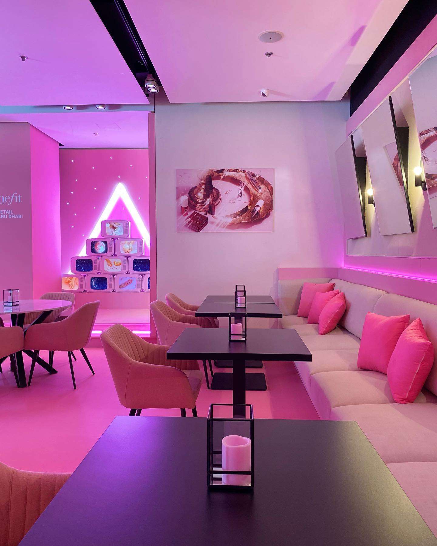 No. FiftySeven Boutique Café