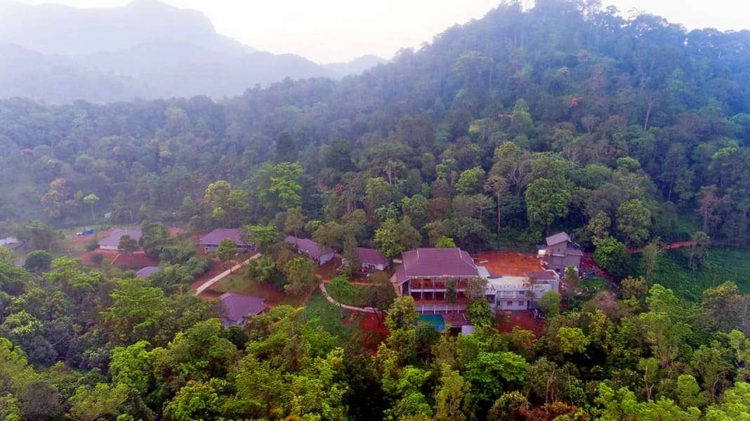 Abad Brookside Lakkidi