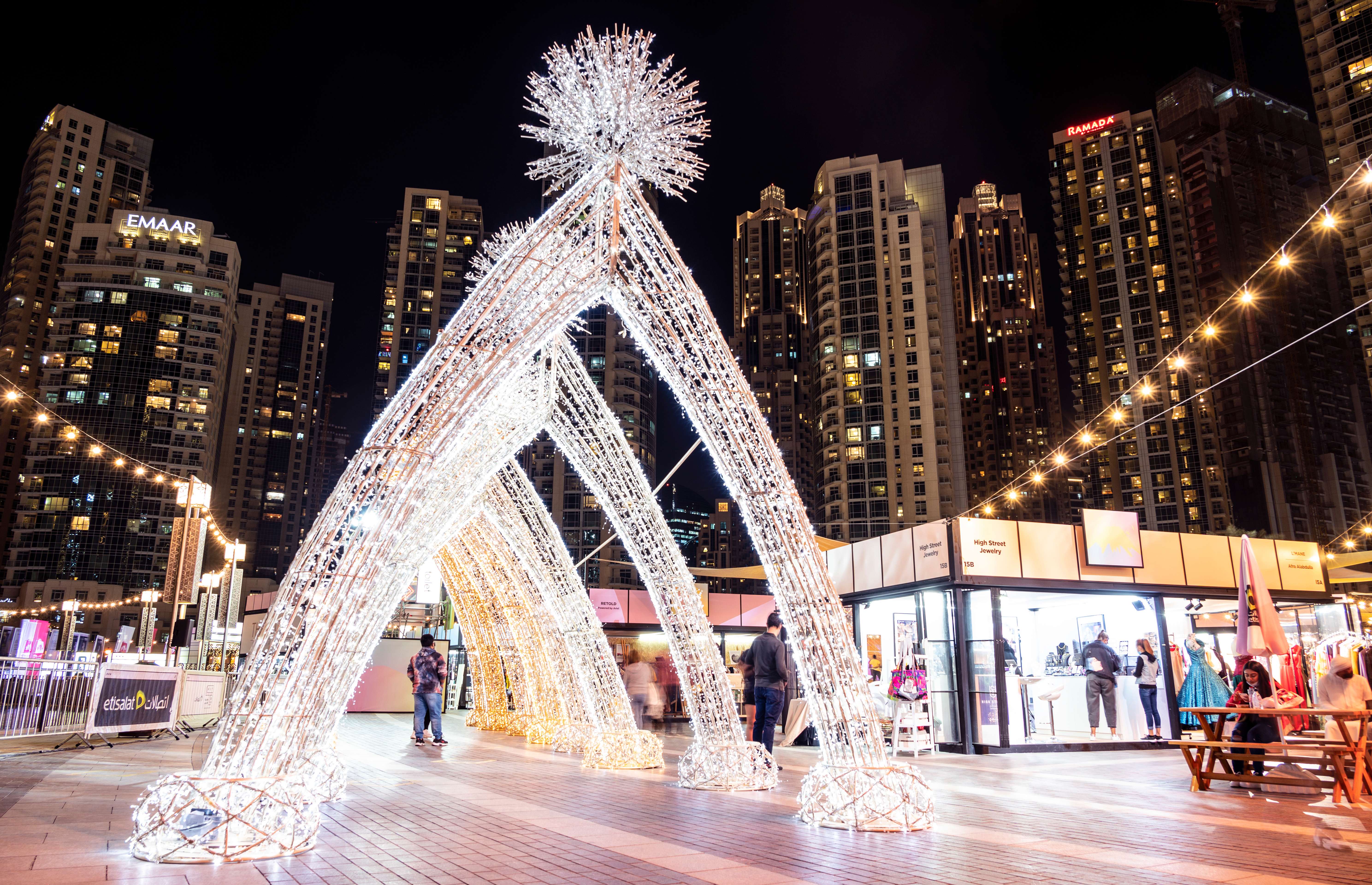 Enjoy Festive Cheer at Etisalat Market OTB