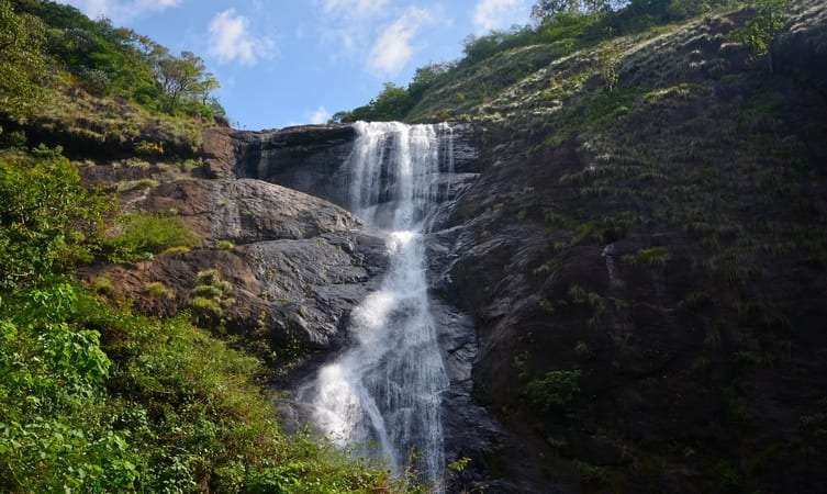Palaruvi Waterfalls