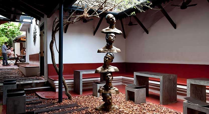 Have Fun at Kashi Art Cafe