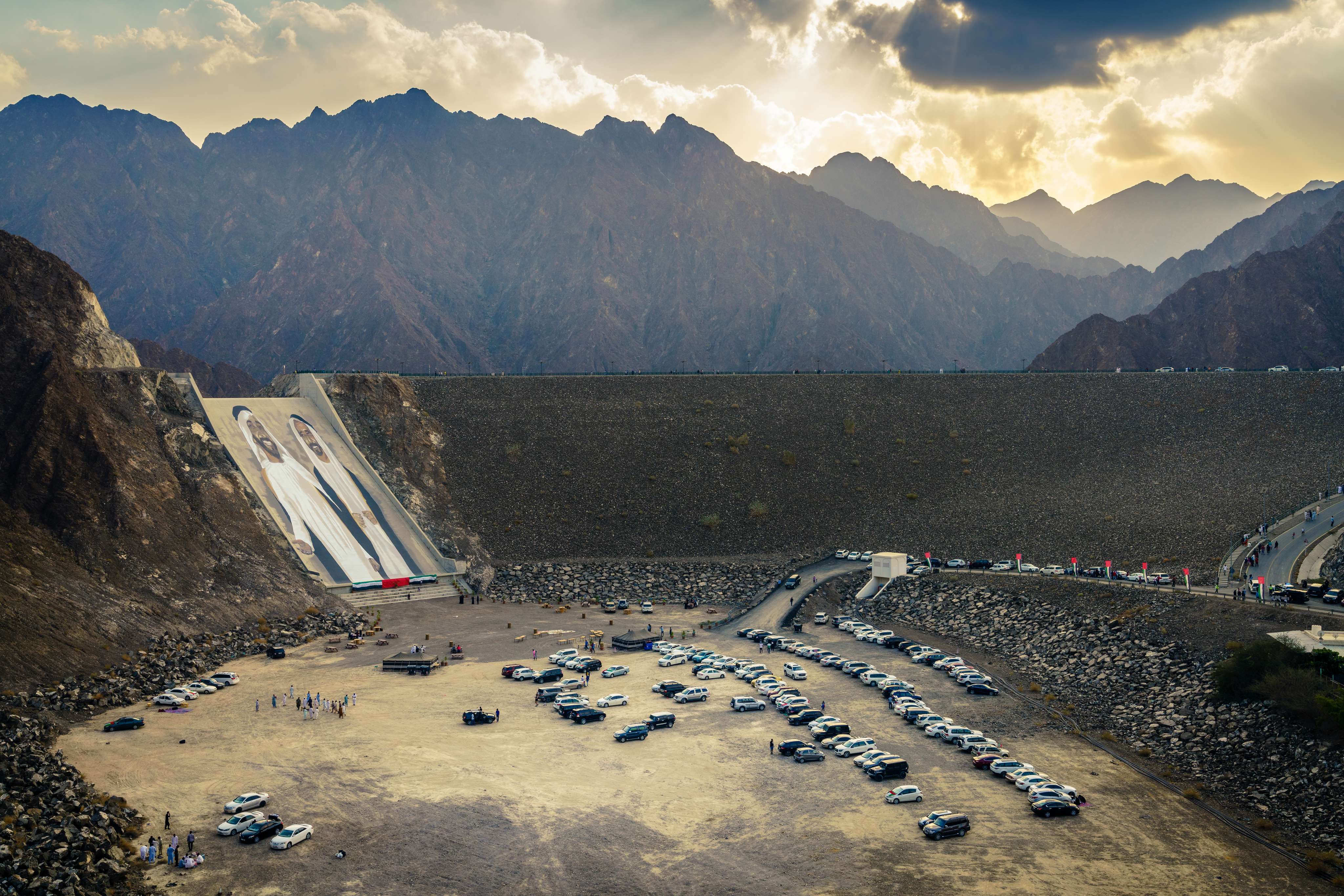 See the World's Largest Inclined Mural 