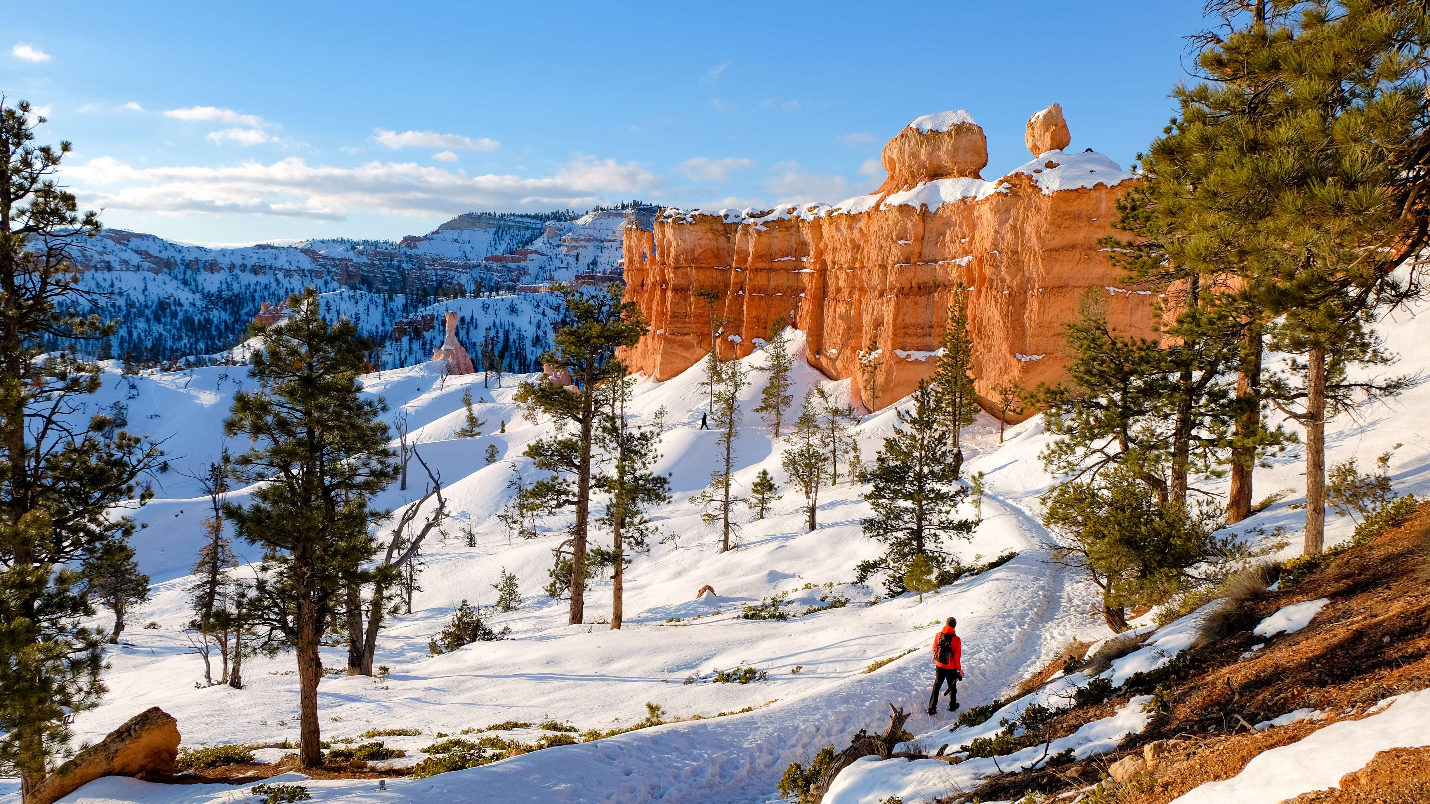 Hike Your Way to Utah Snow Peaks