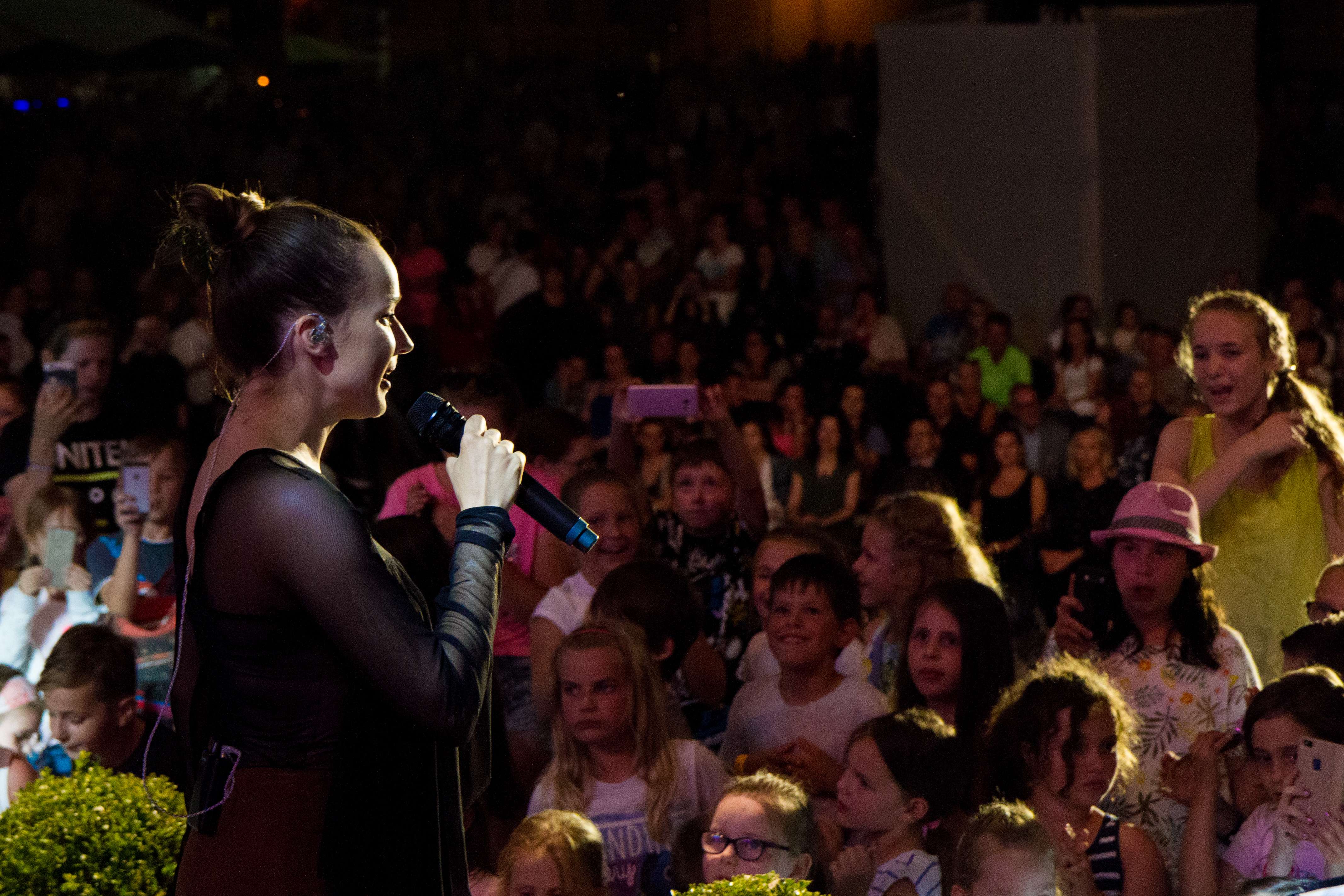 Sing along to a Festive Concert