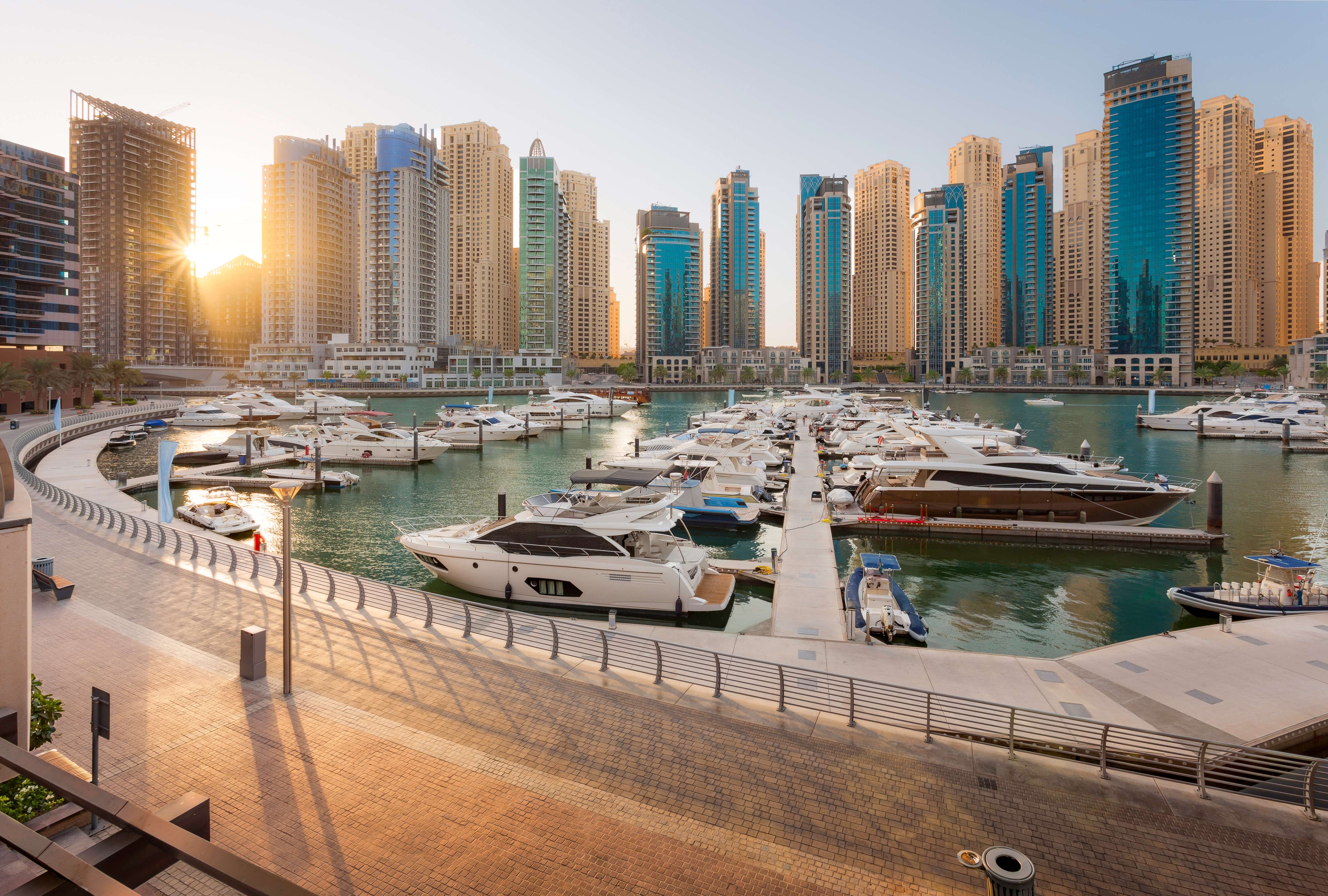 Best Time to Visit Dubai Marina Walk