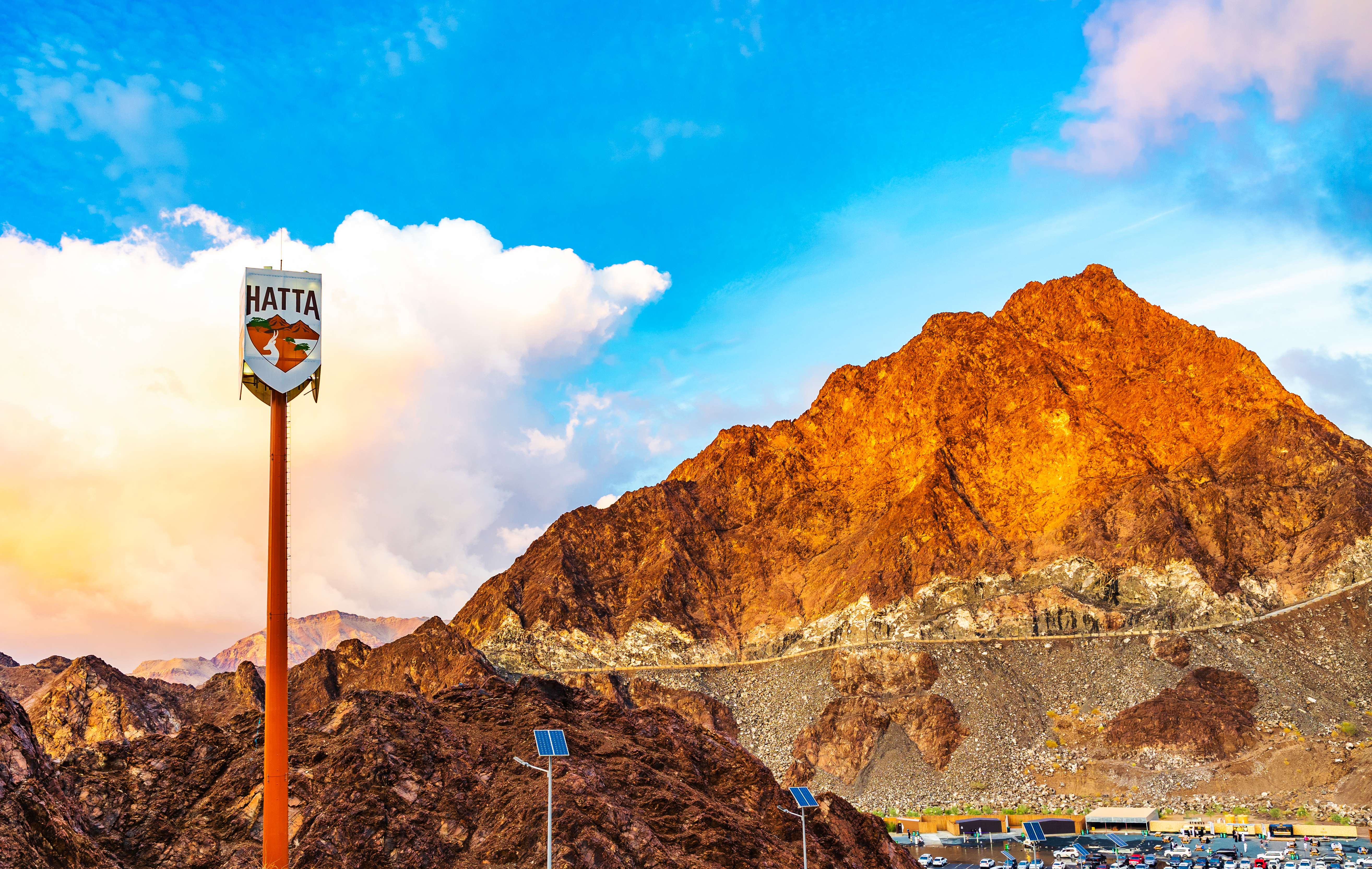 How to Reach Hatta Wadi Hub