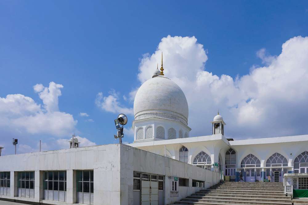 Hazratbal Masjid