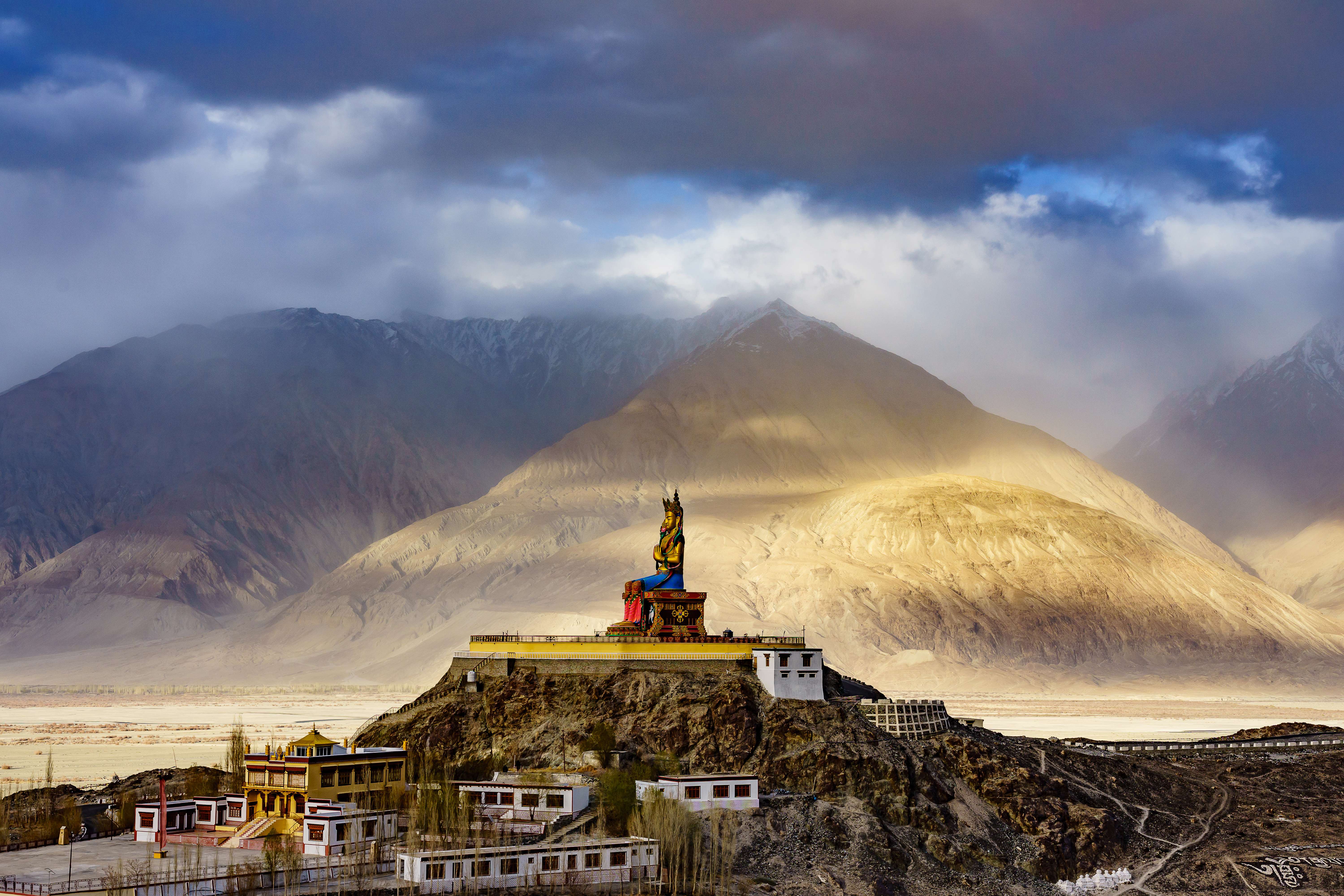 Diskit Gompa