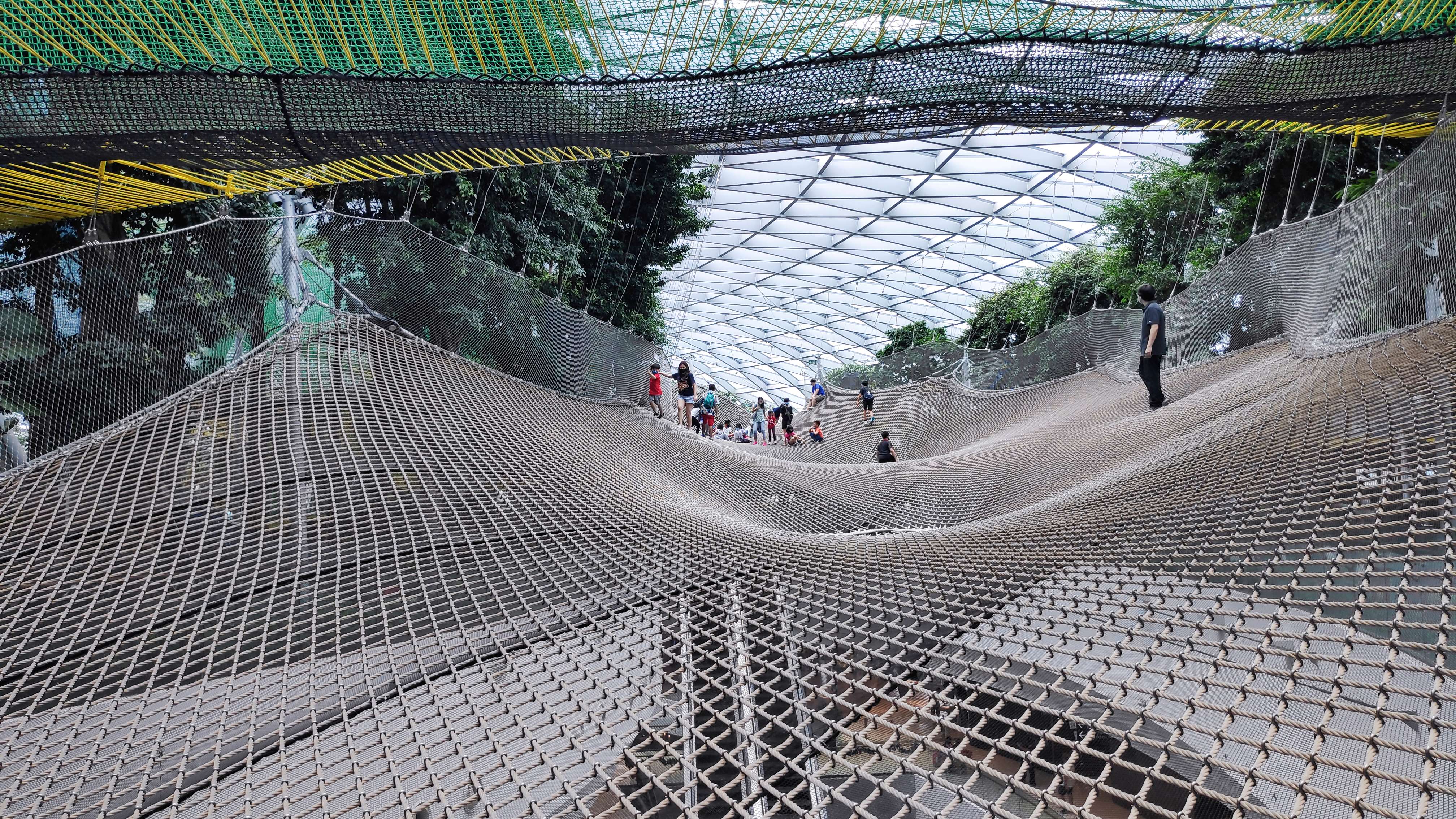 Fly through the air at BOUNCE Singapore