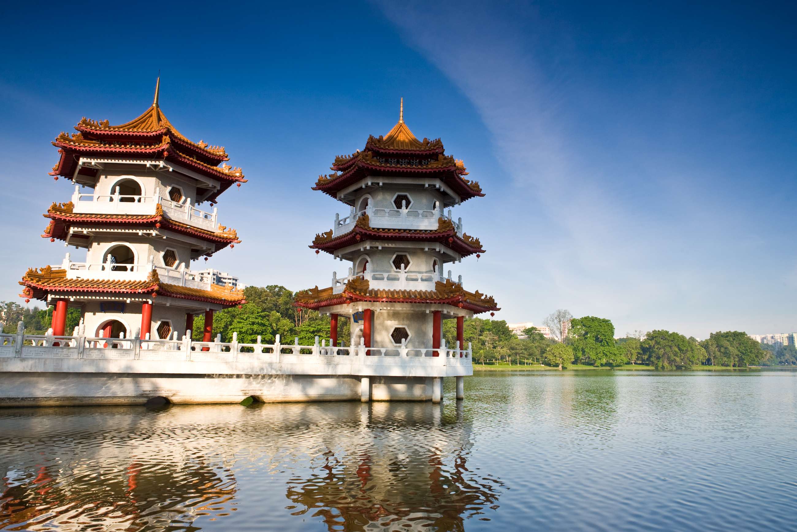 Go kayaking at Jurong Lake