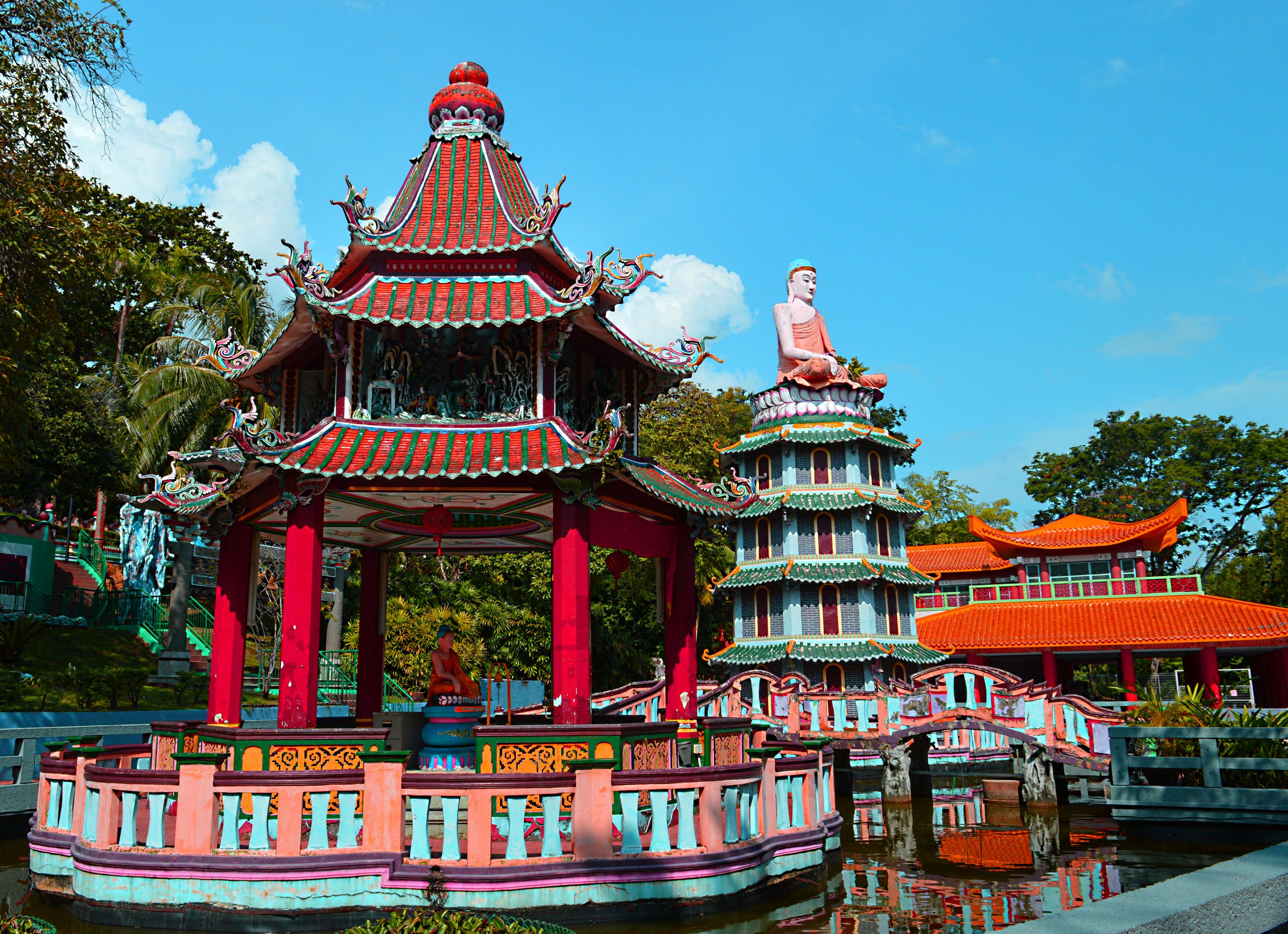 Learn Chinese Culture at Haw Par Villa