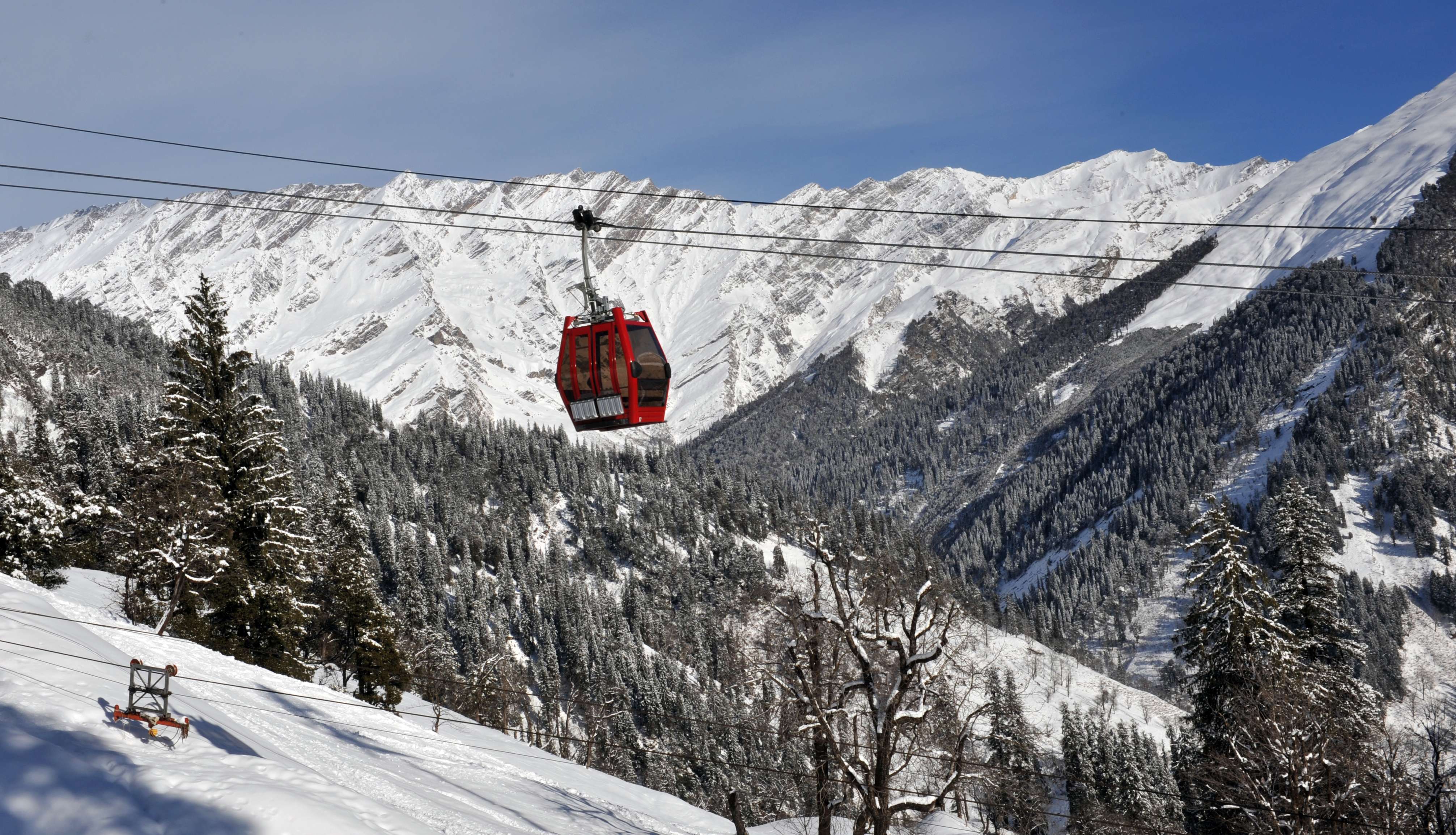 Gondola Or Solang Valley Ropeway