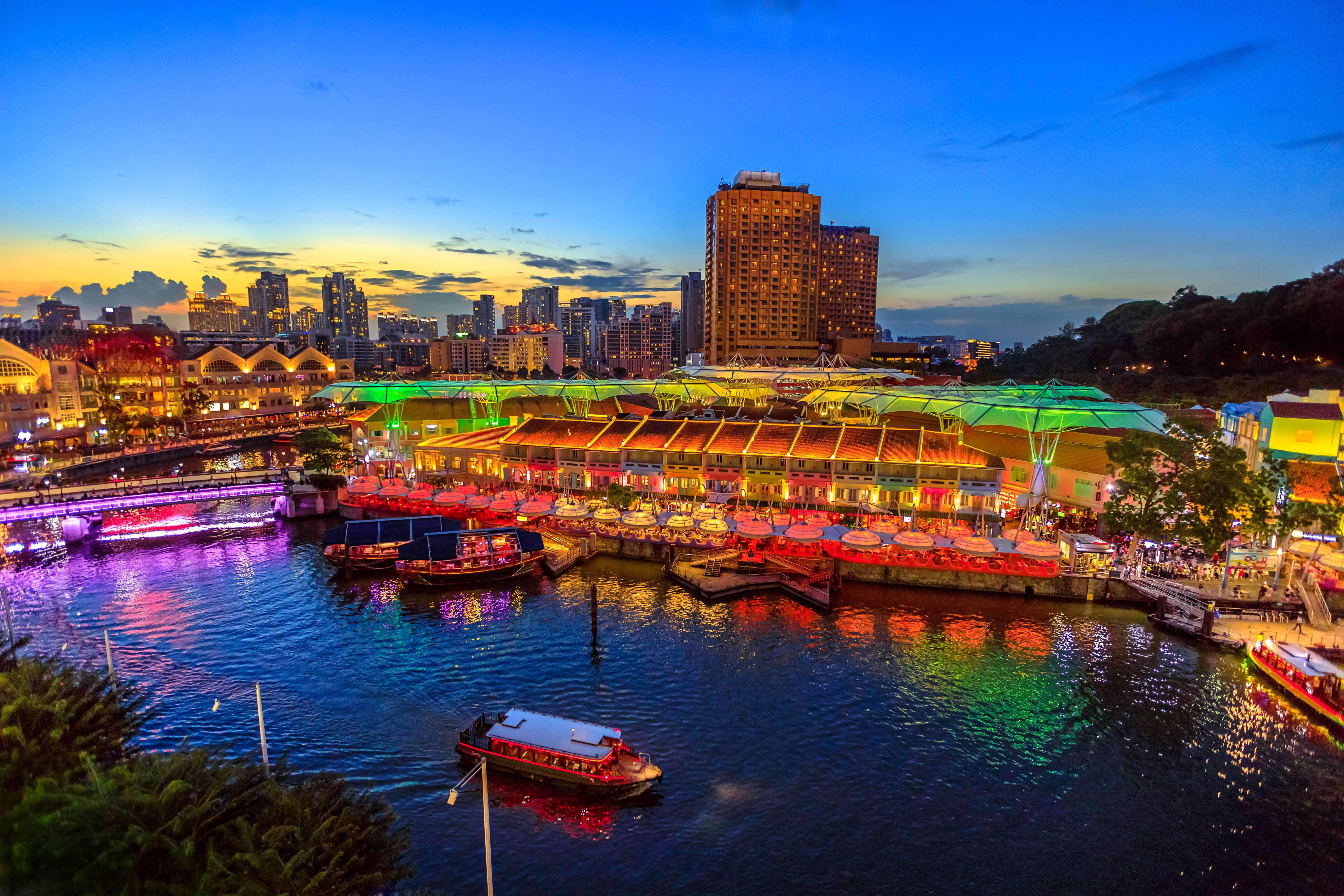 Visit Clarke Quay